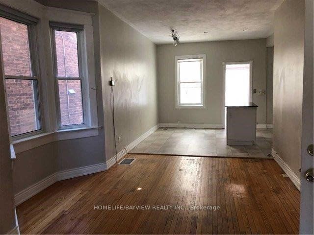 78 Woodycrest Avenue M/Flr, Toronto, ON M4J 3A7 photo 5