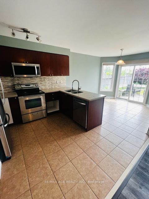 1512 Pennel Drive, Oshawa, ON L1K 0J8 photo 3
