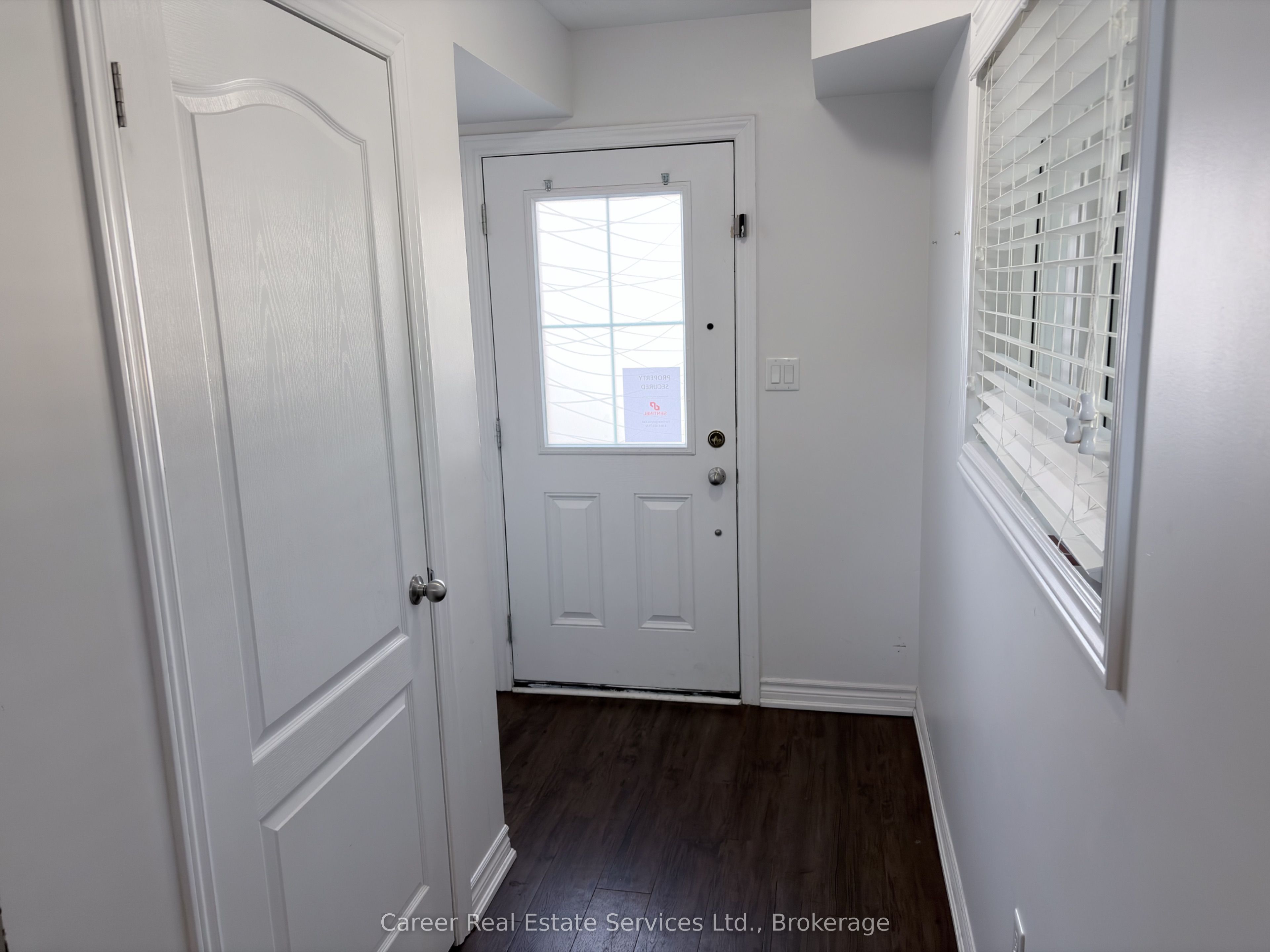7 Ken Bromley Lane, Clarington, ON L1C 0S4 photo 3