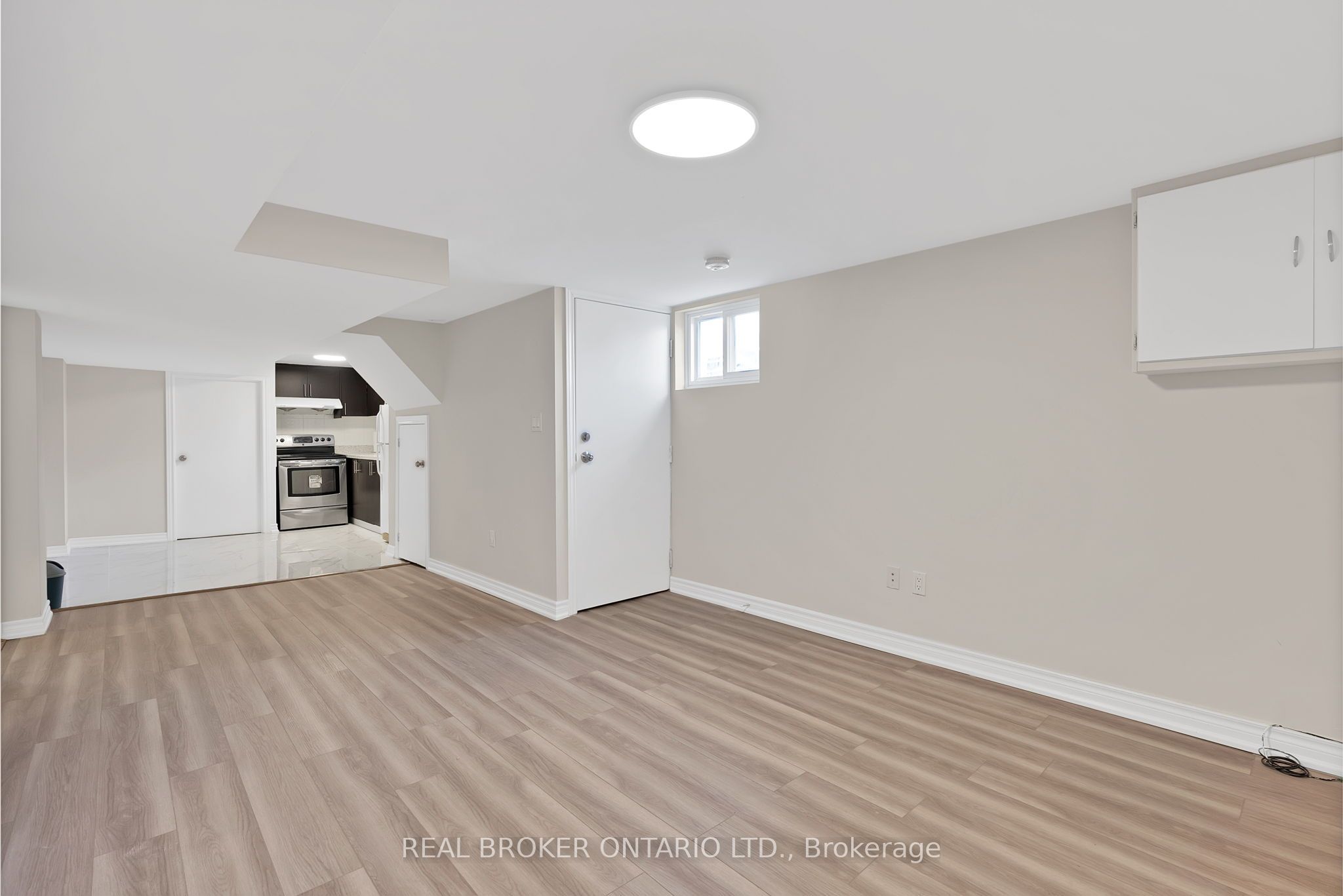 744 Olive Avenue BSMT, Oshawa, ON L1H 2S3 photo 5