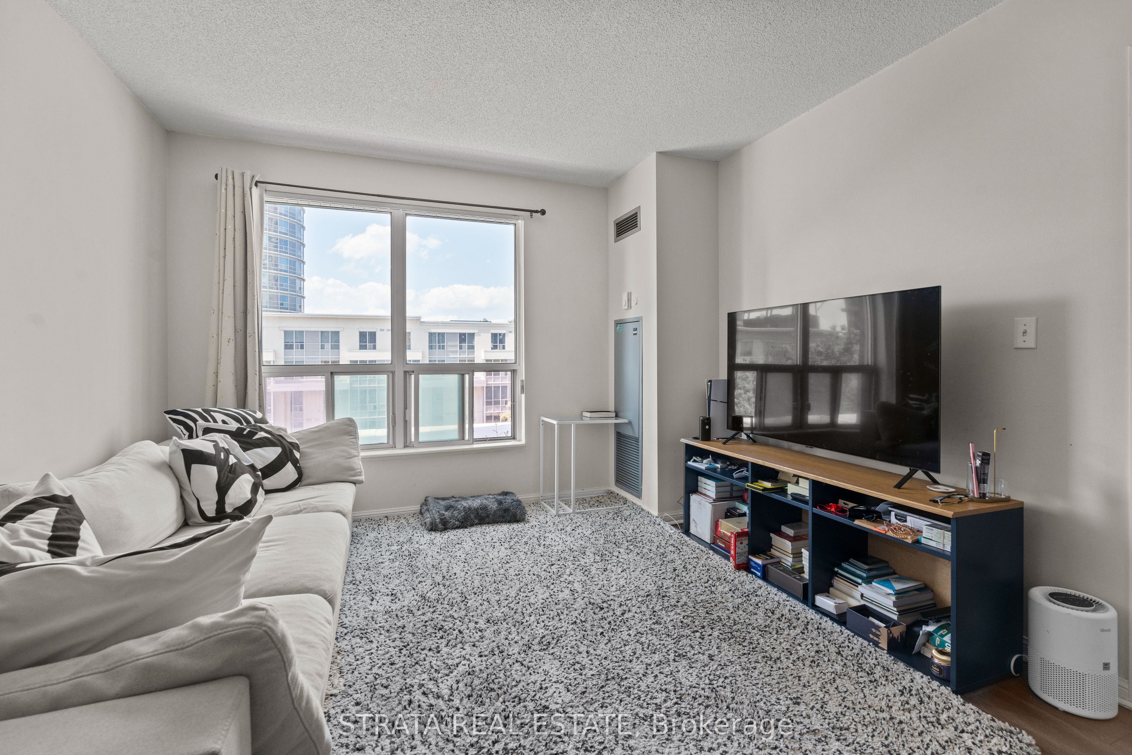 1 Lee Centre Drive 313, Toronto, ON M1H 3J2 photo 4