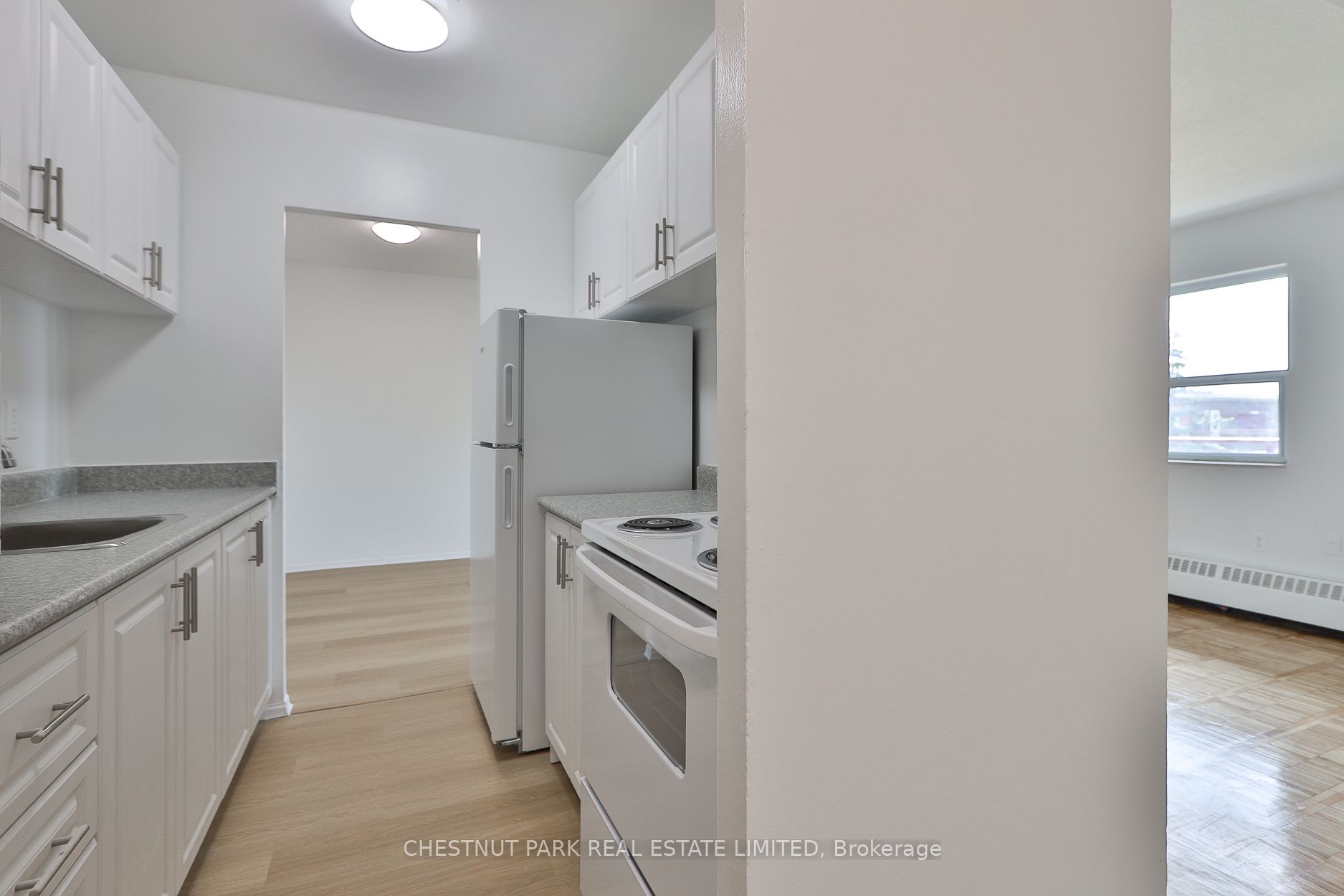 888 Glen Street 503, Oshawa, ON L1J 5Z4 photo 5