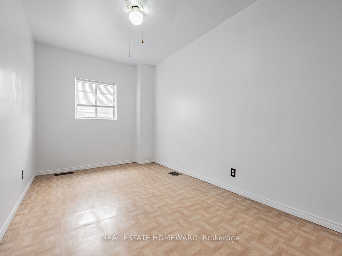 2438 Danforth Avenue, Toronto, ON M4C 1K9 photo 5