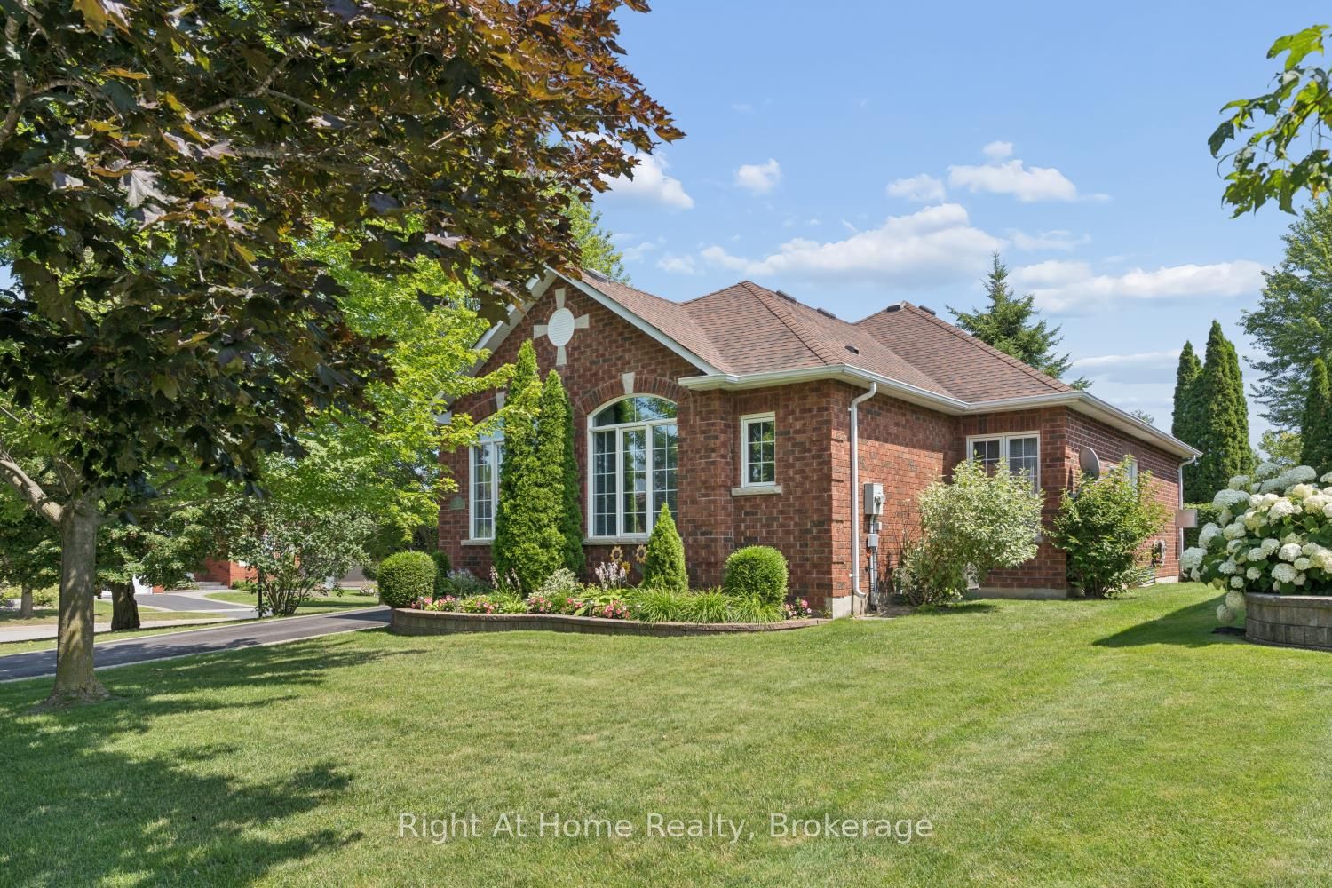 4 Candlelight Court, Scugog, ON L9L 1S1 photo 2