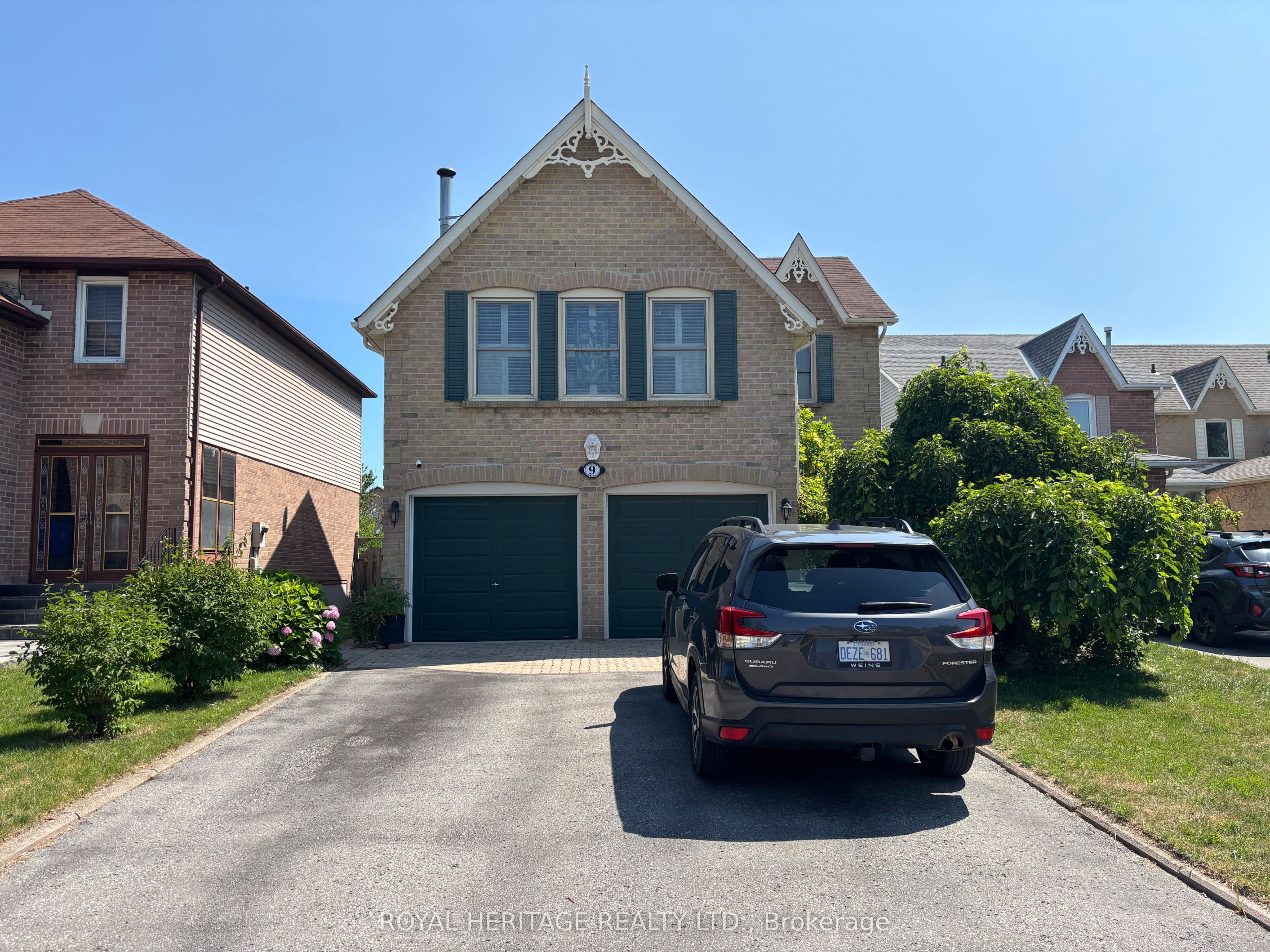 9 Dowers Drive, Ajax, ON L1T 3C8
