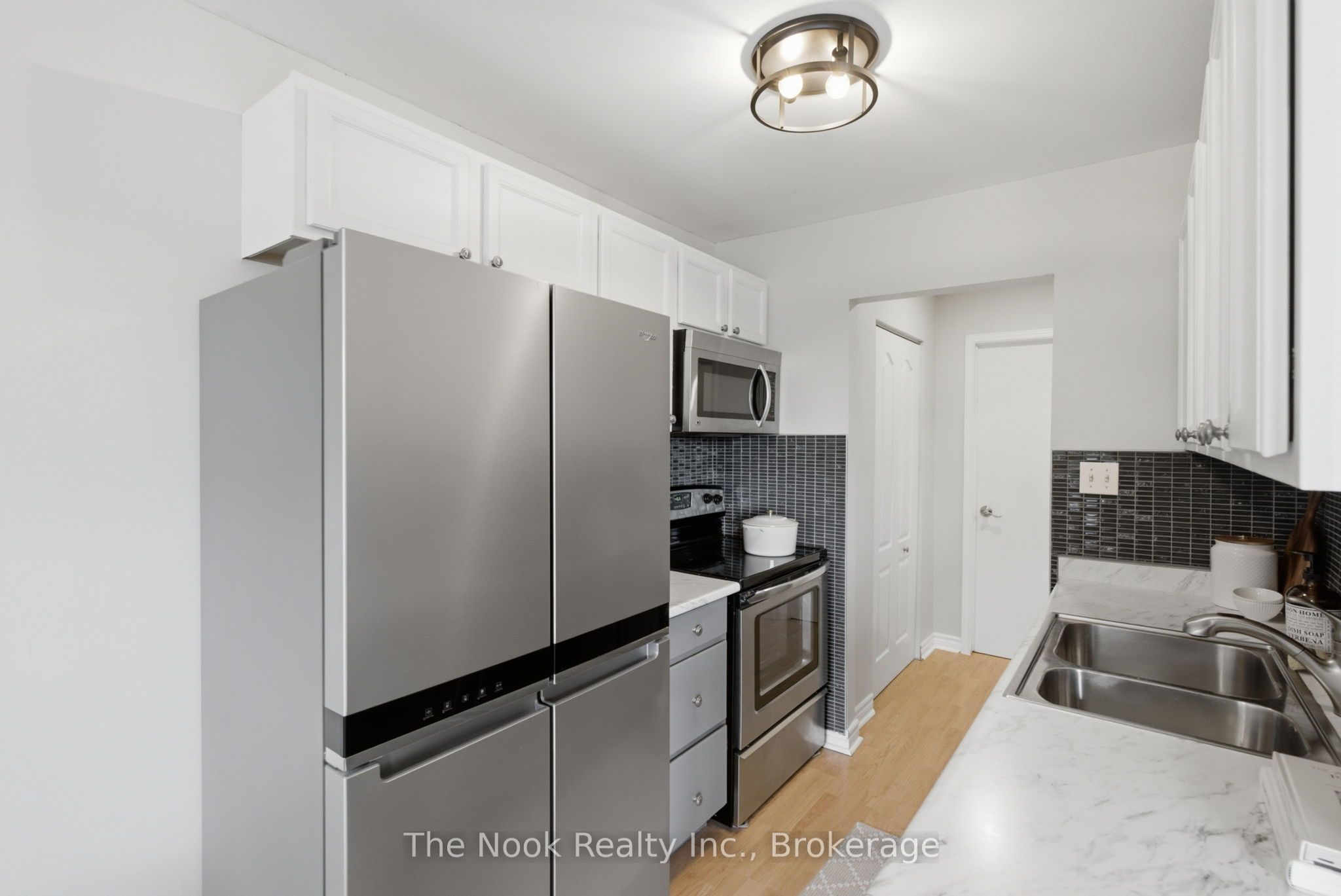 540 Mary Street E 1-3, Whitby, ON L1N 2R1 photo 5