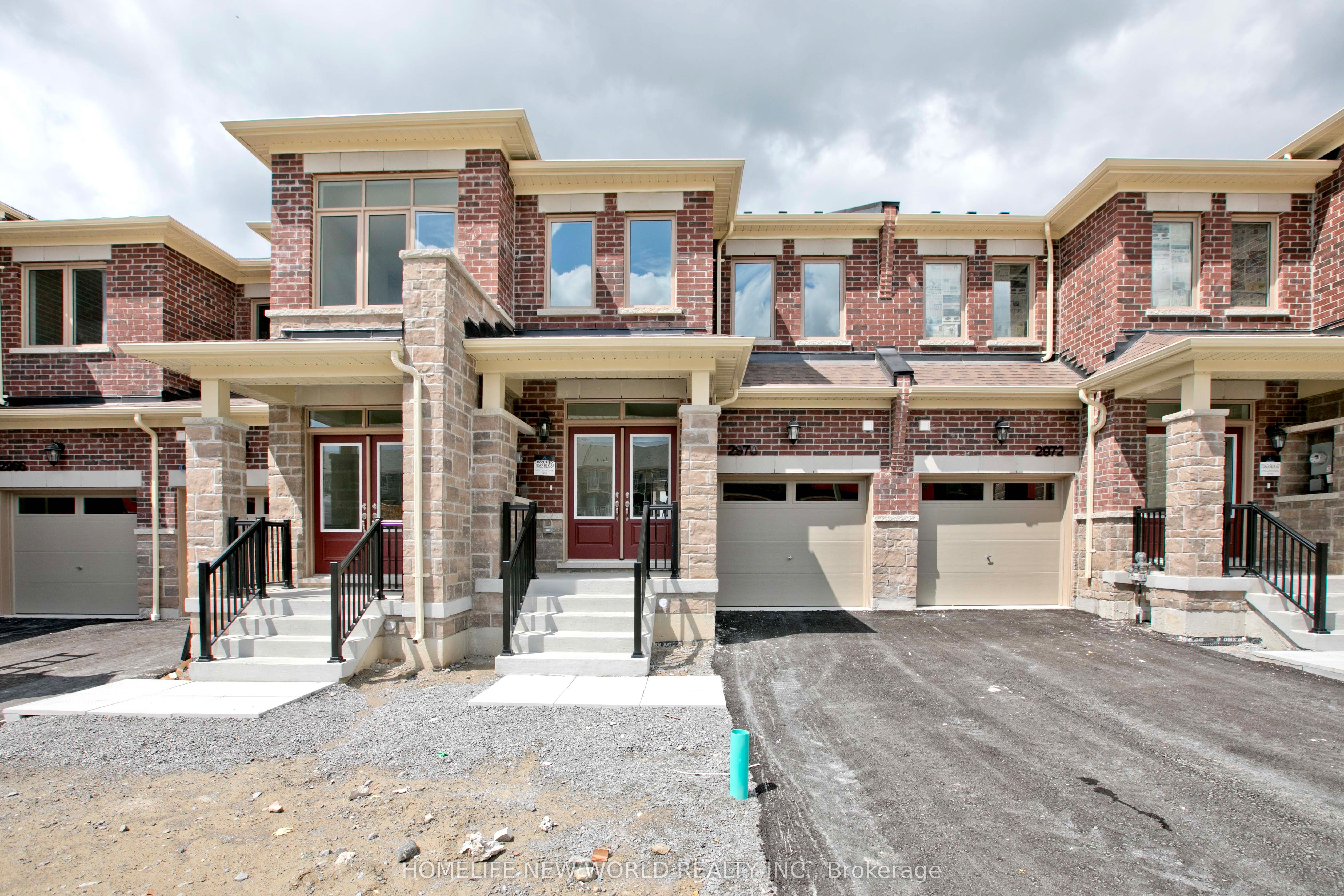 2970 Gatestone Path N/A, Pickering, ON L1X 2R5 photo 2