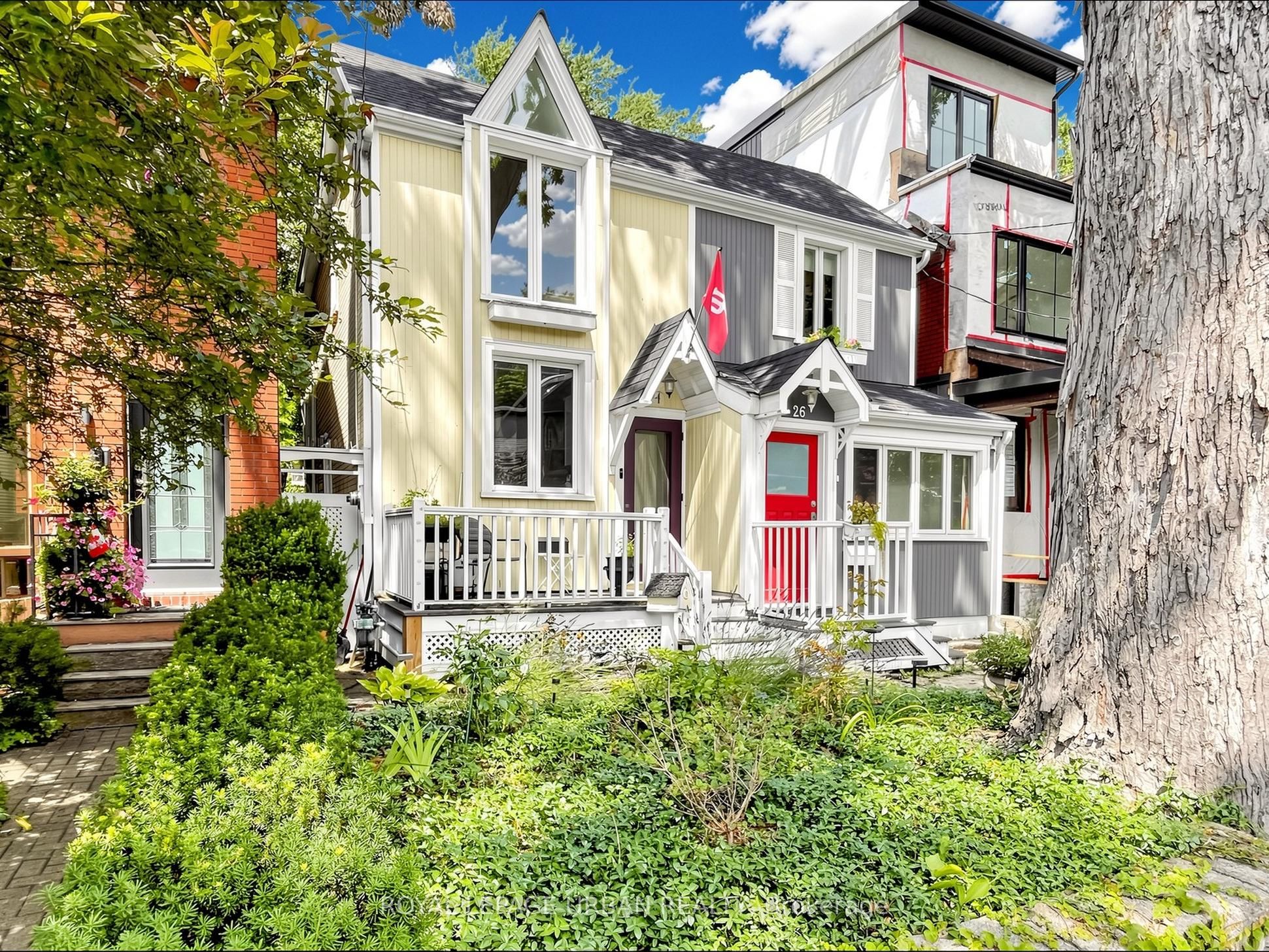 24 Cavell Avenue, Toronto, ON M4K 1L6