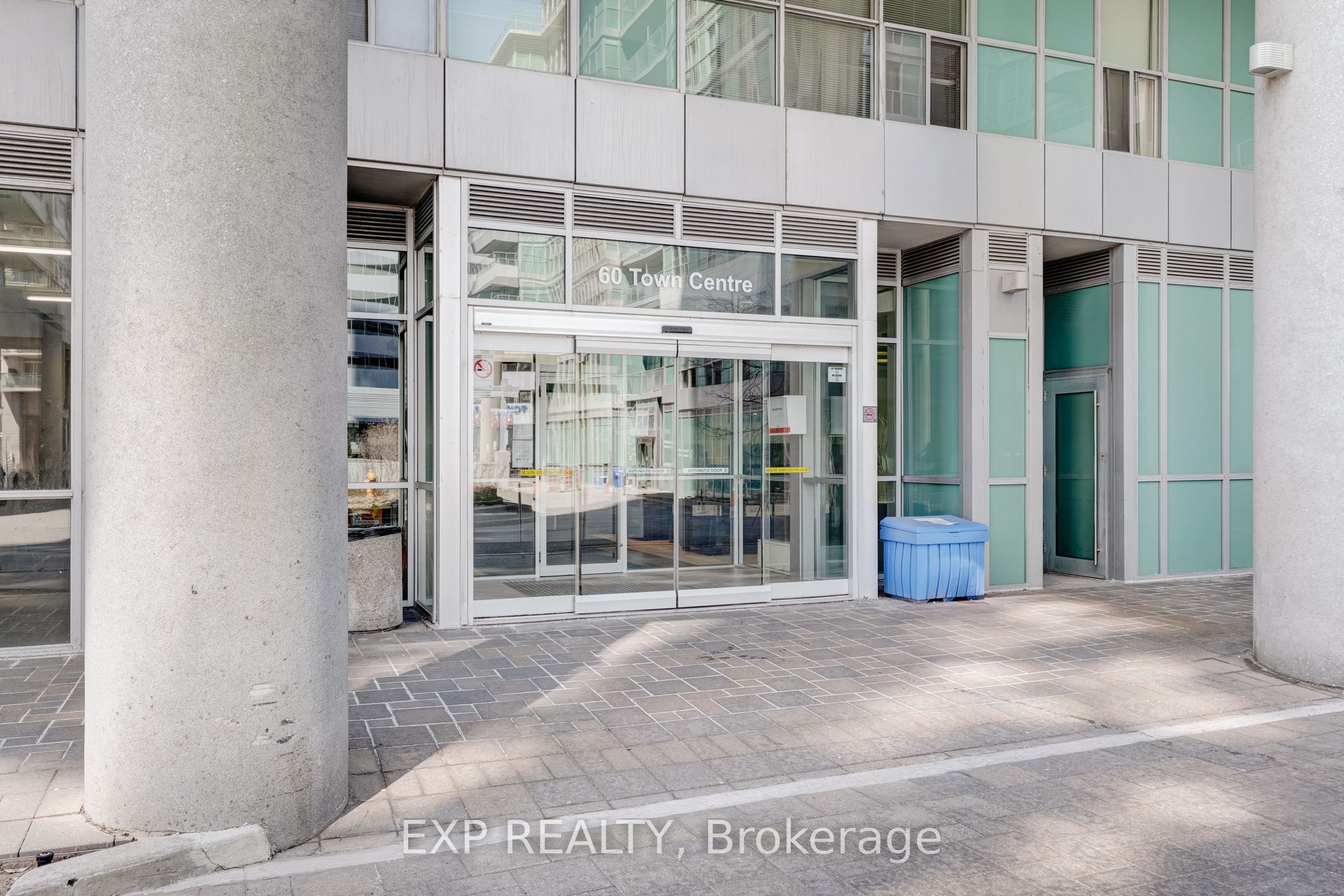 60 Town Centre Court 407, Toronto, ON M1P 0B1 photo 2