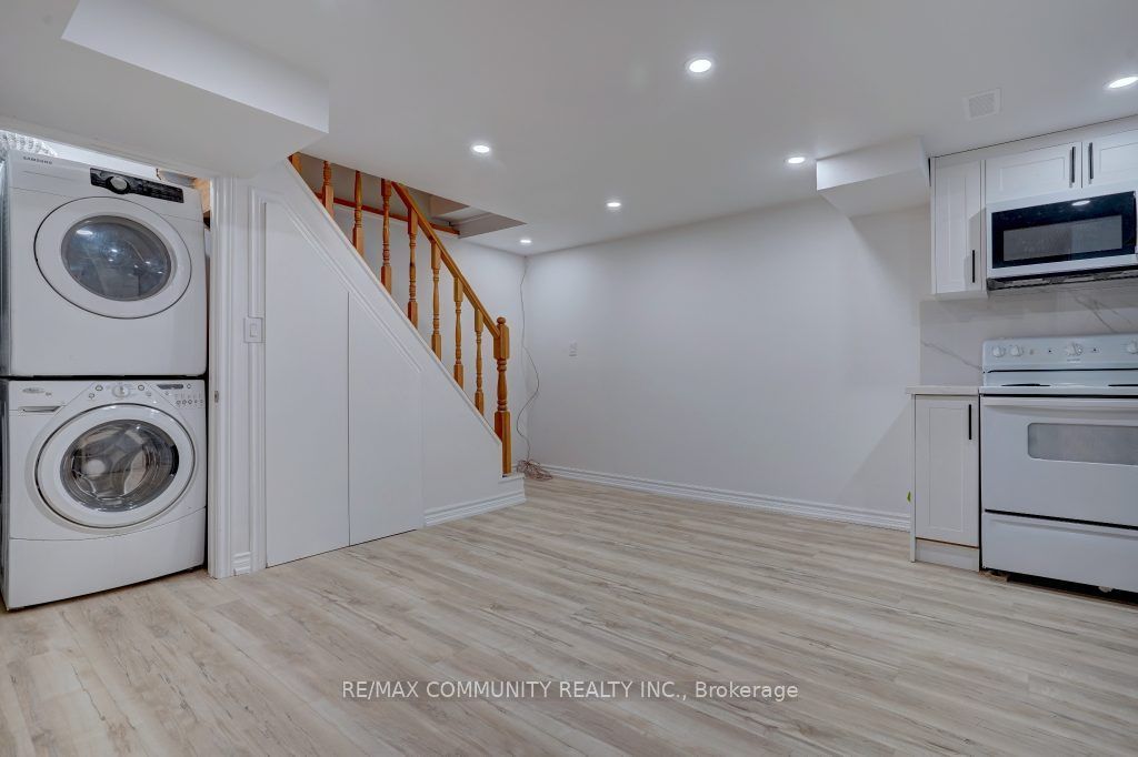 166 John Tabor Trail BSMT, Toronto, ON M1B 2R1 photo 4