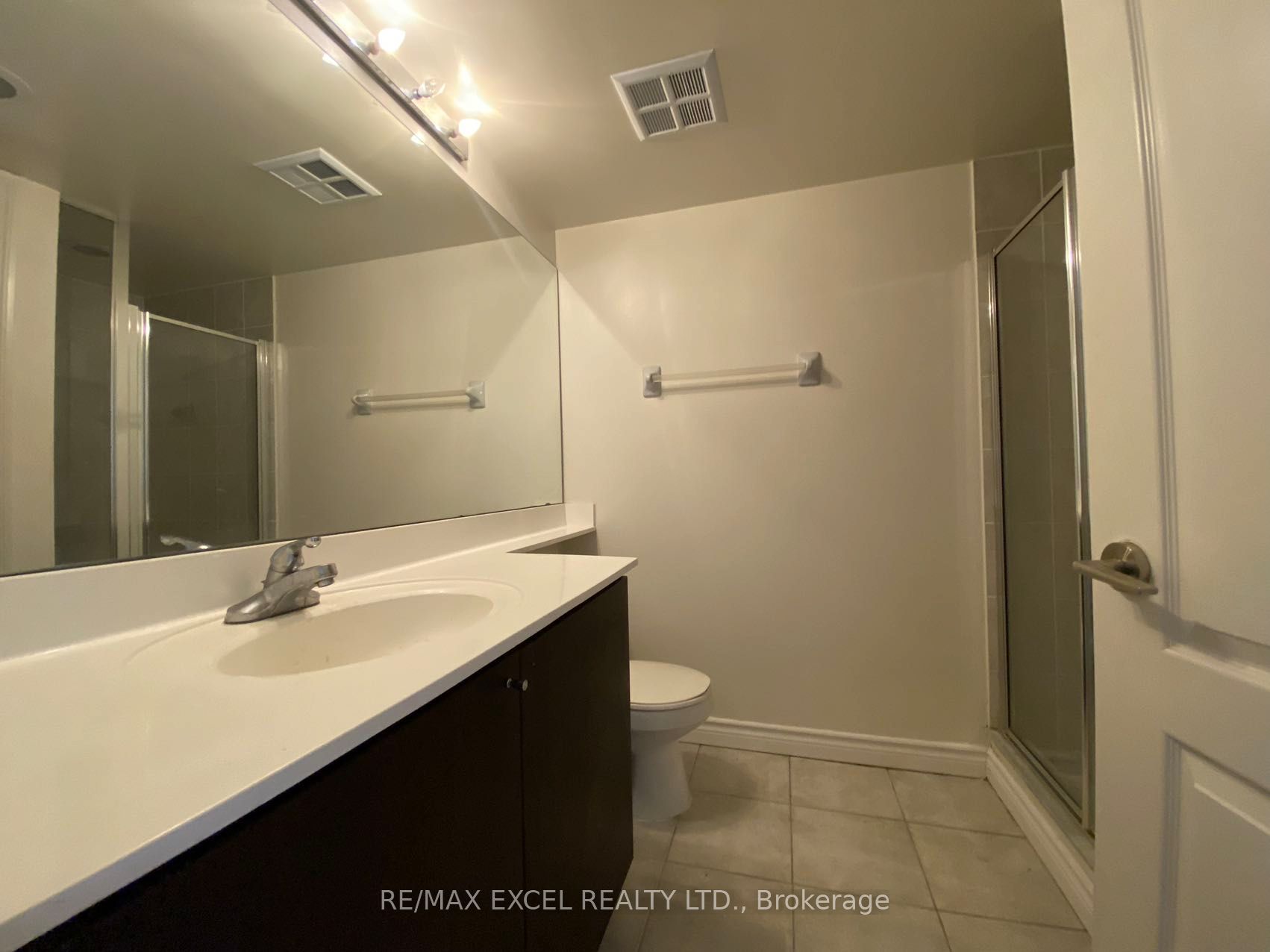 70 Town Centre Court 2807, Toronto, ON M1P 0B2 photo 5