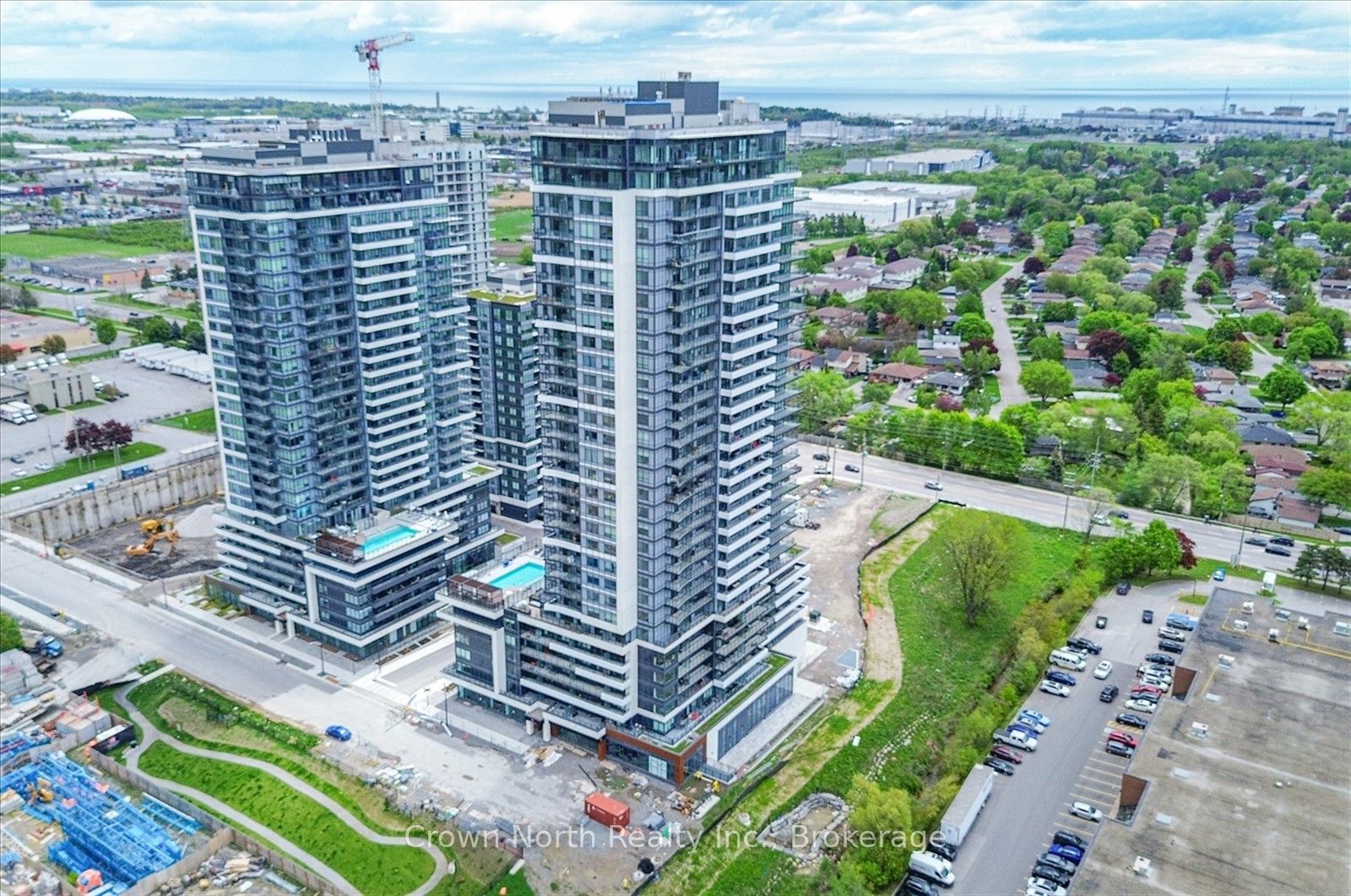 1455 Celebration Drive 1909, Pickering, ON L1W 0C3 photo 3