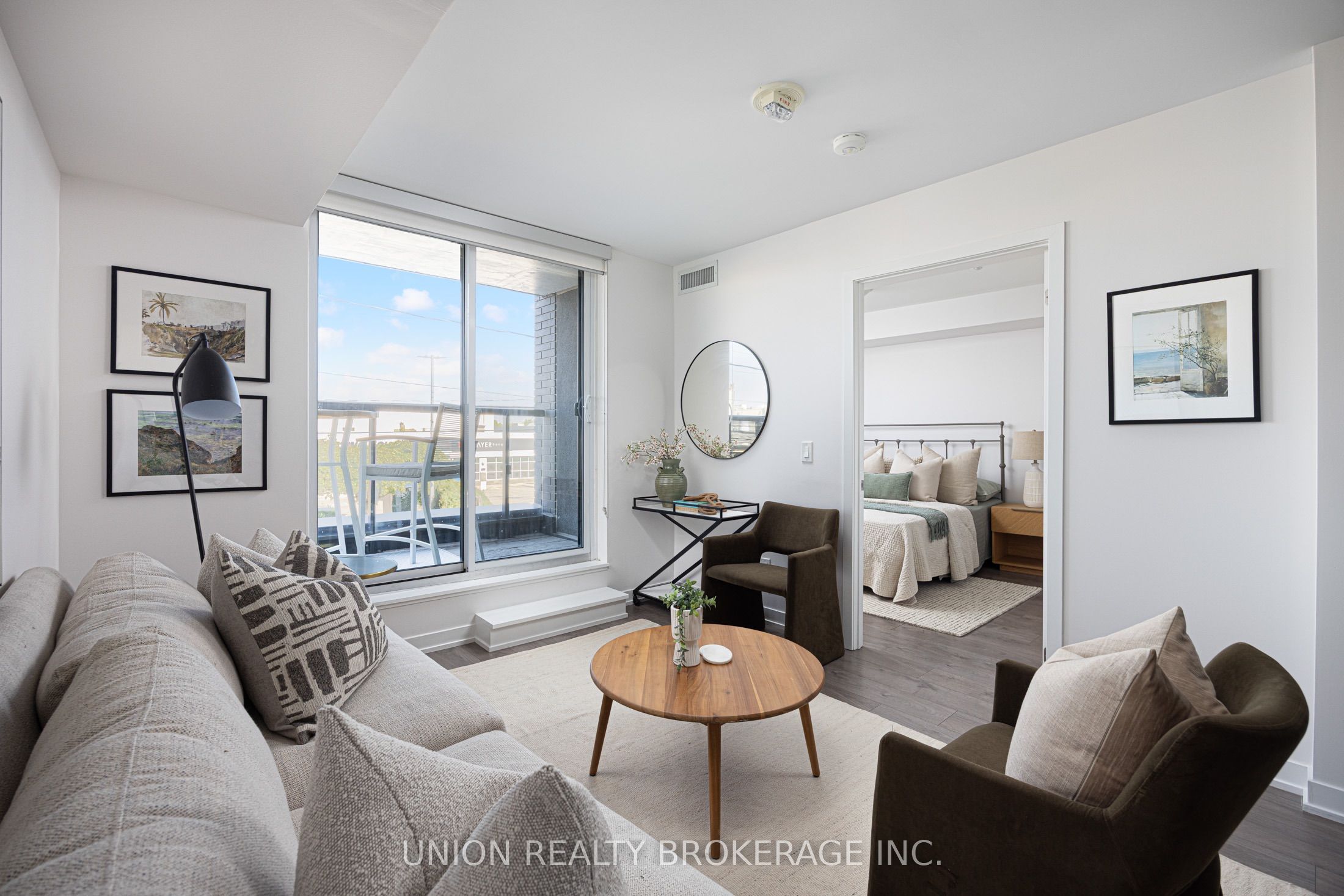 1401 O'Connor Drive 217, Toronto, ON M4B 2V5 photo 5