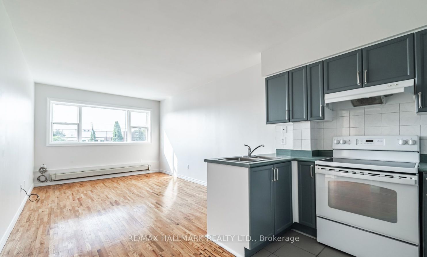 2831 Kingston Road A5, Toronto, ON M1M 1N2