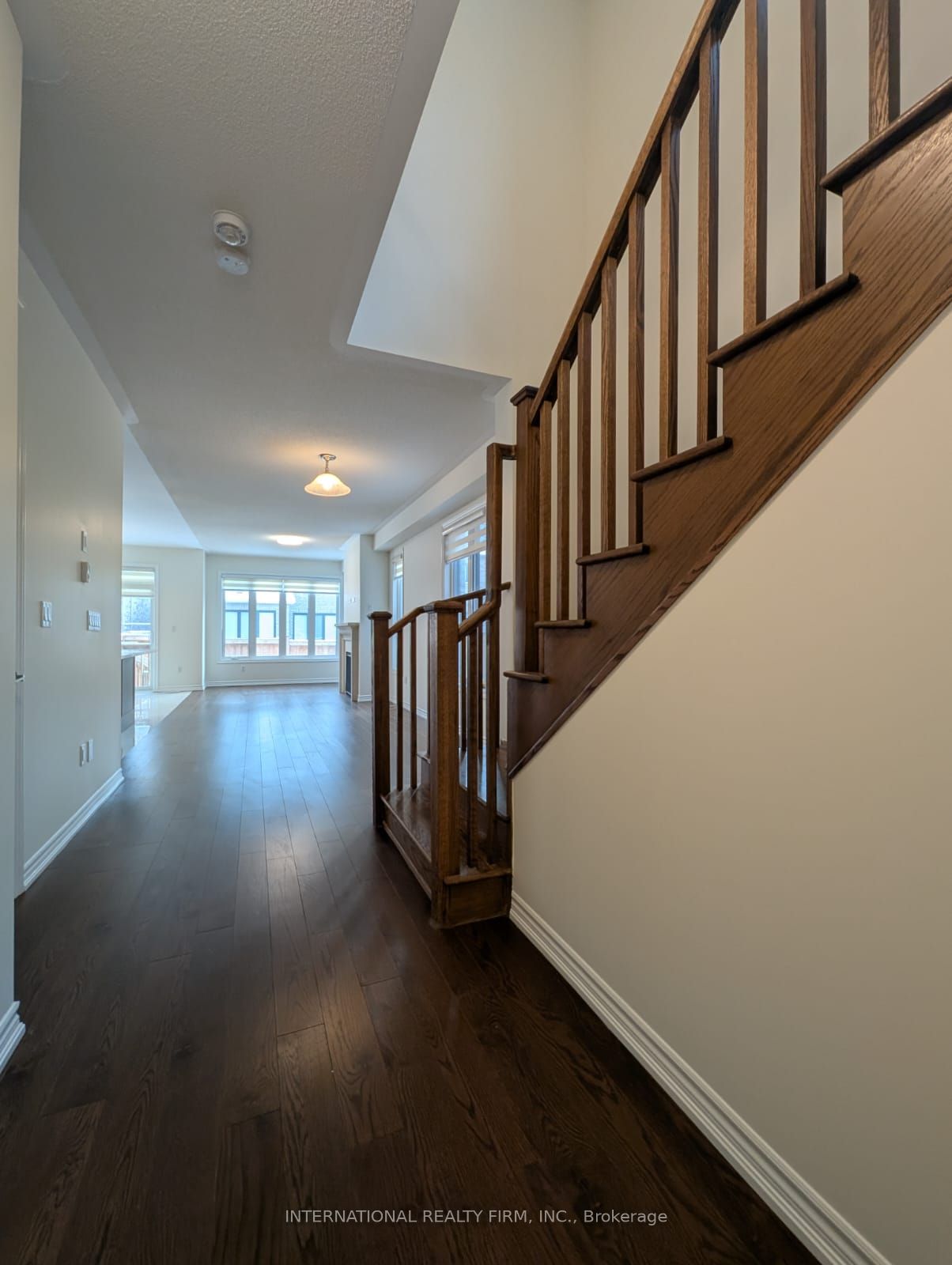 132 Laing Drive, Whitby, ON L1P 0N5 photo 3