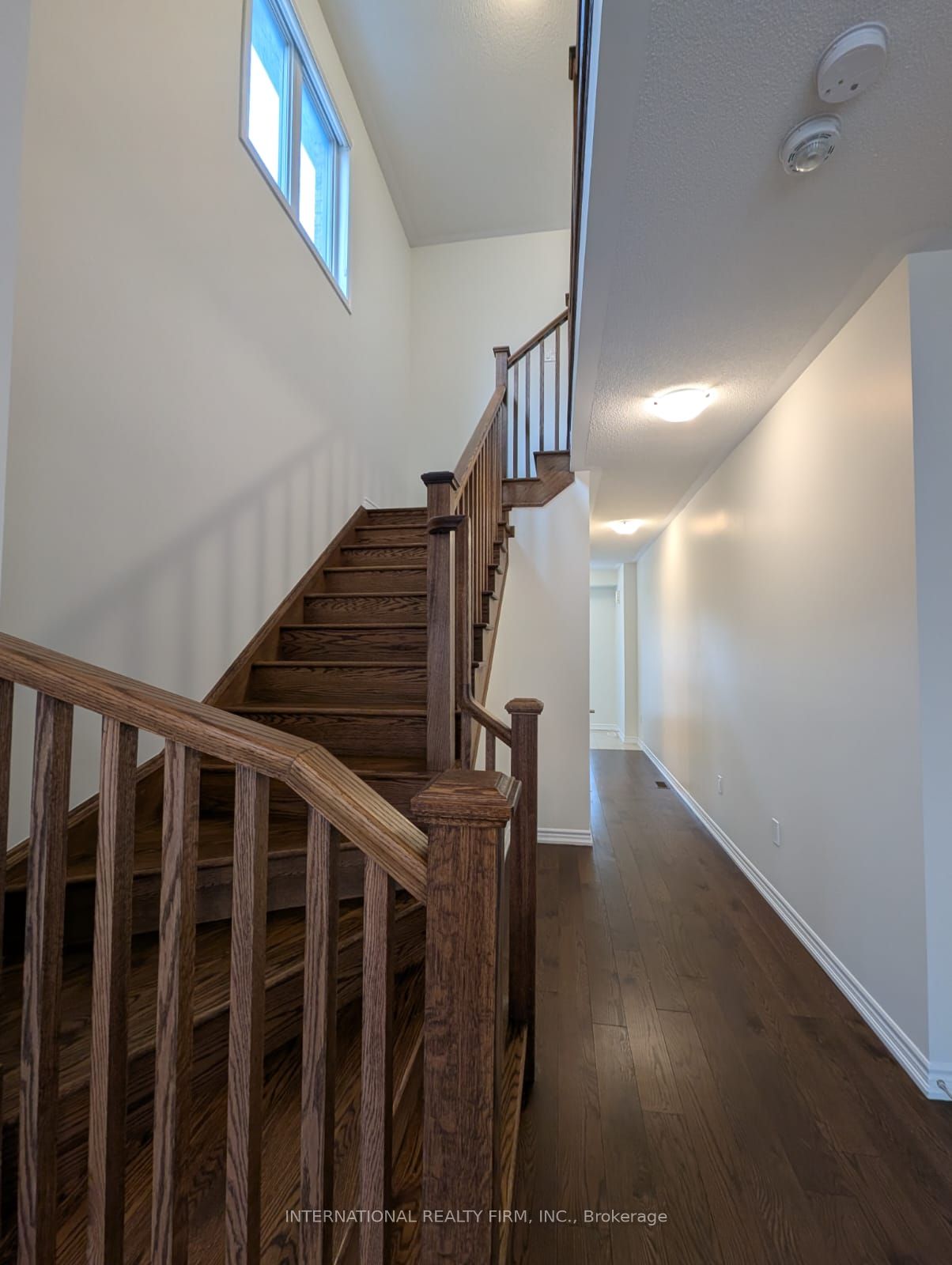 132 Laing Drive, Whitby, ON L1P 0N5 photo 4