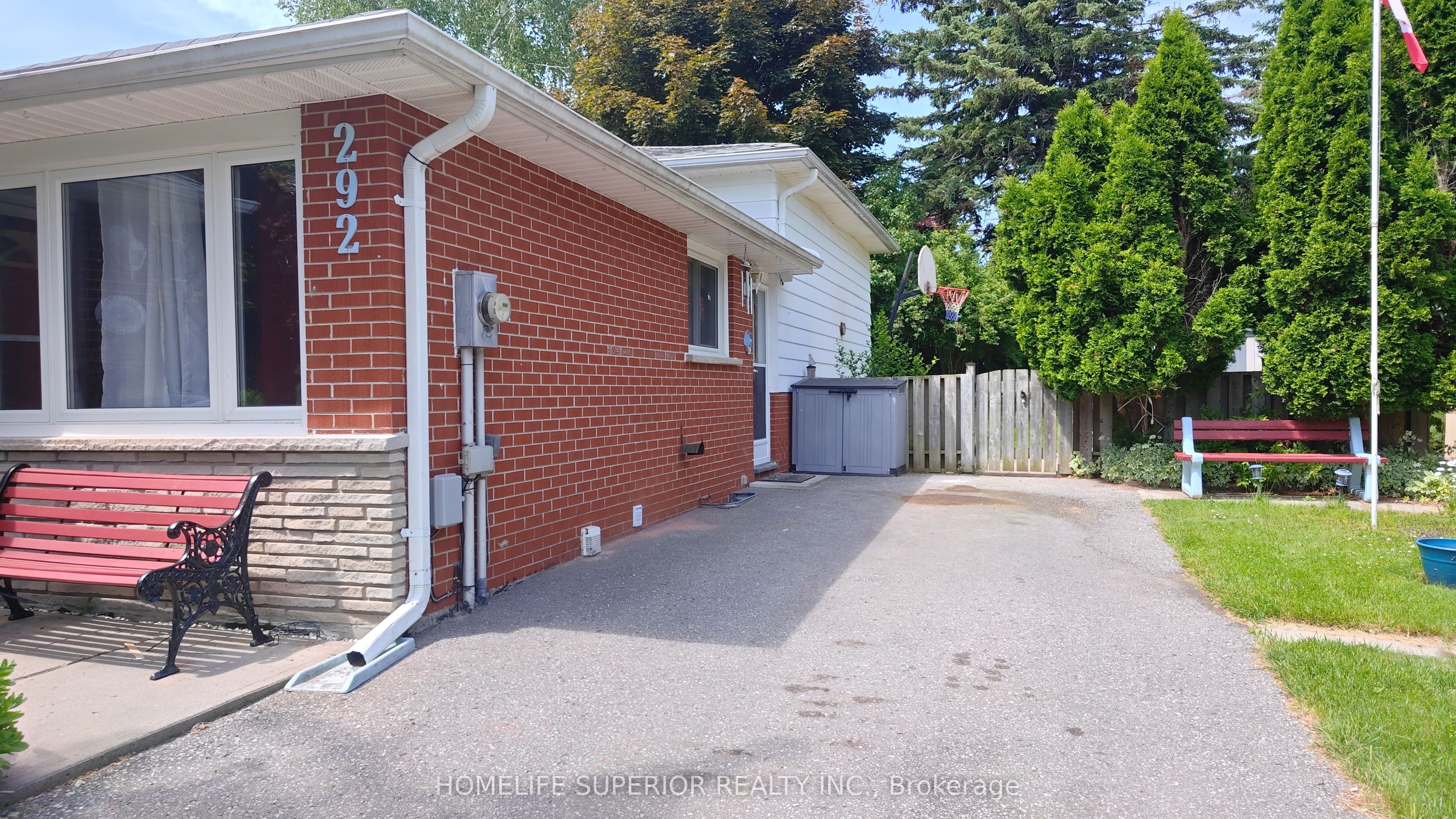 292 Brighton Court Upper, Oshawa, ON L1G 6H6 photo 3