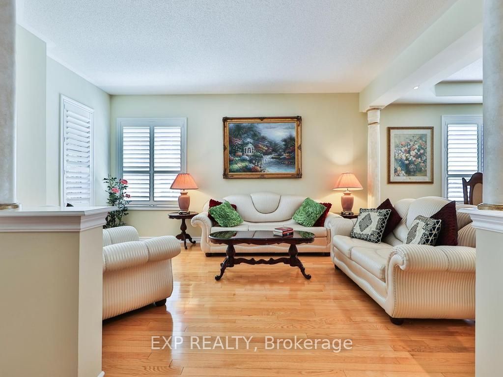 48 Stonebridge Boulevard, Toronto, ON M1W 4A7 photo 5