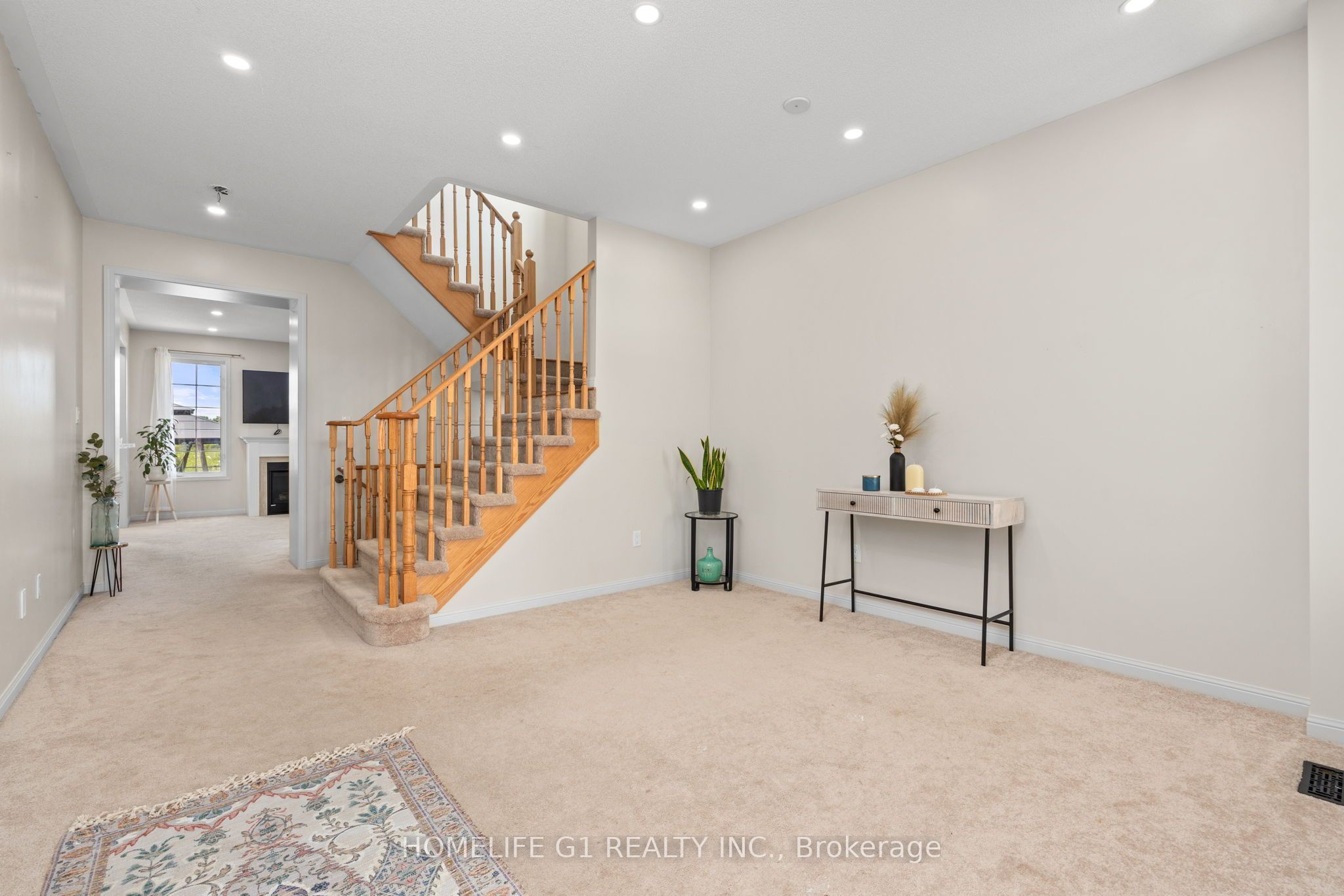 10 Hurst Drive, Ajax, ON L1T 0N8 photo 5