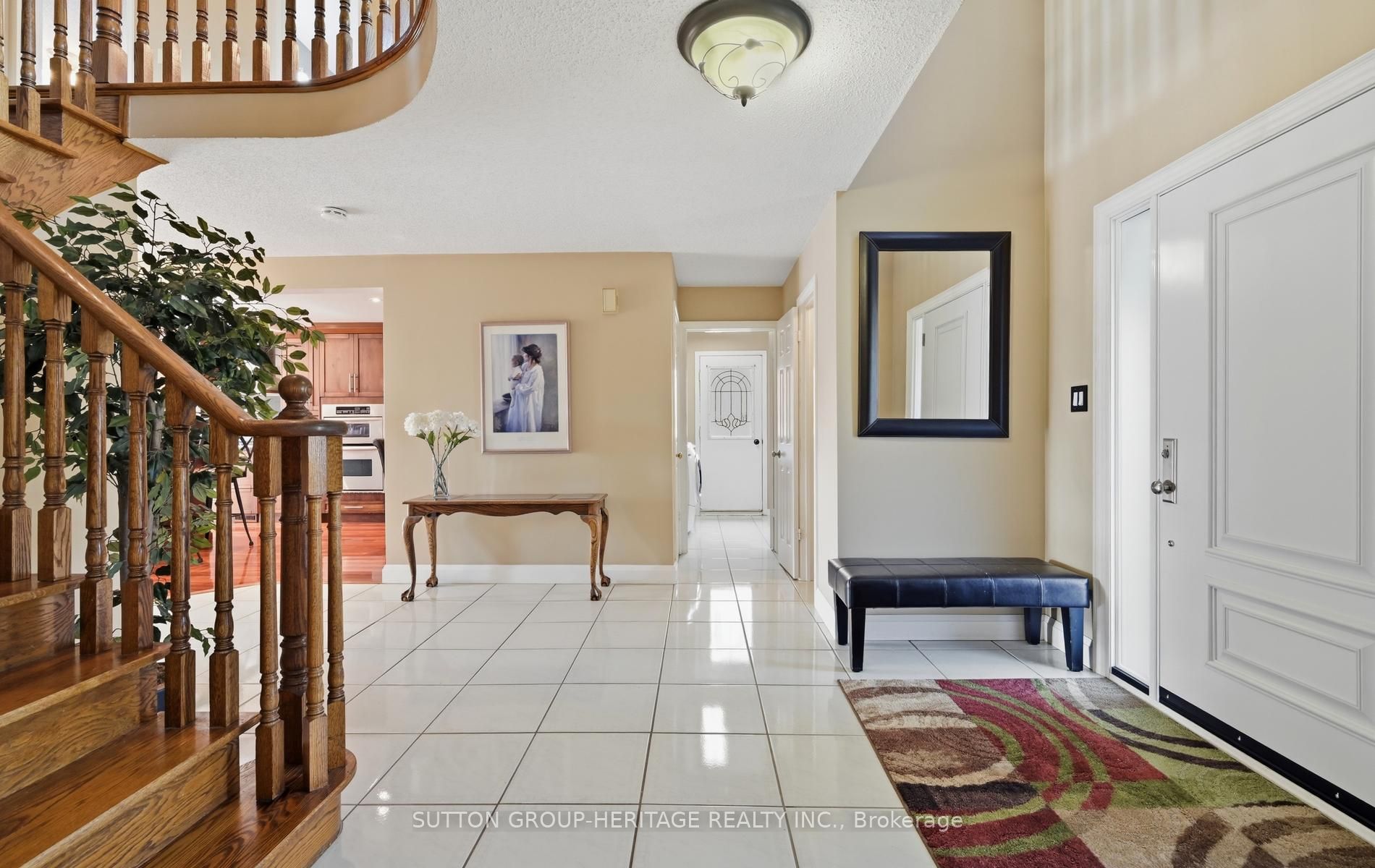 511 Driftwood Court, Pickering, ON L1V 6K8 photo 4