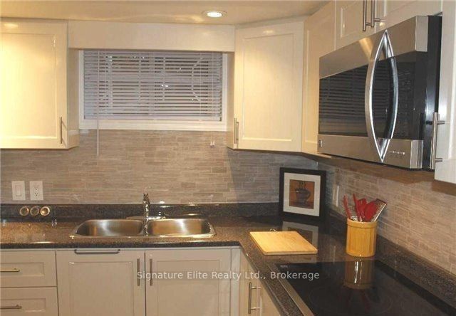 230 Clonmore Drive Lower, Toronto, ON M1N 1Y1 photo 5