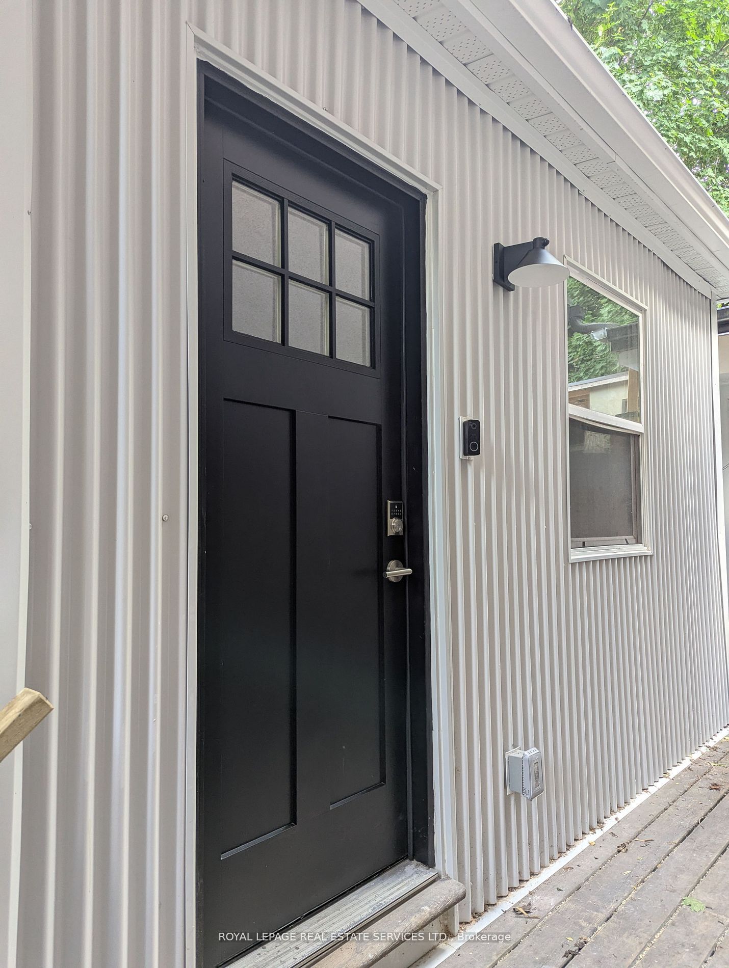 264A Hastings Avenue Main, Toronto, ON M4L 2M1 photo 2