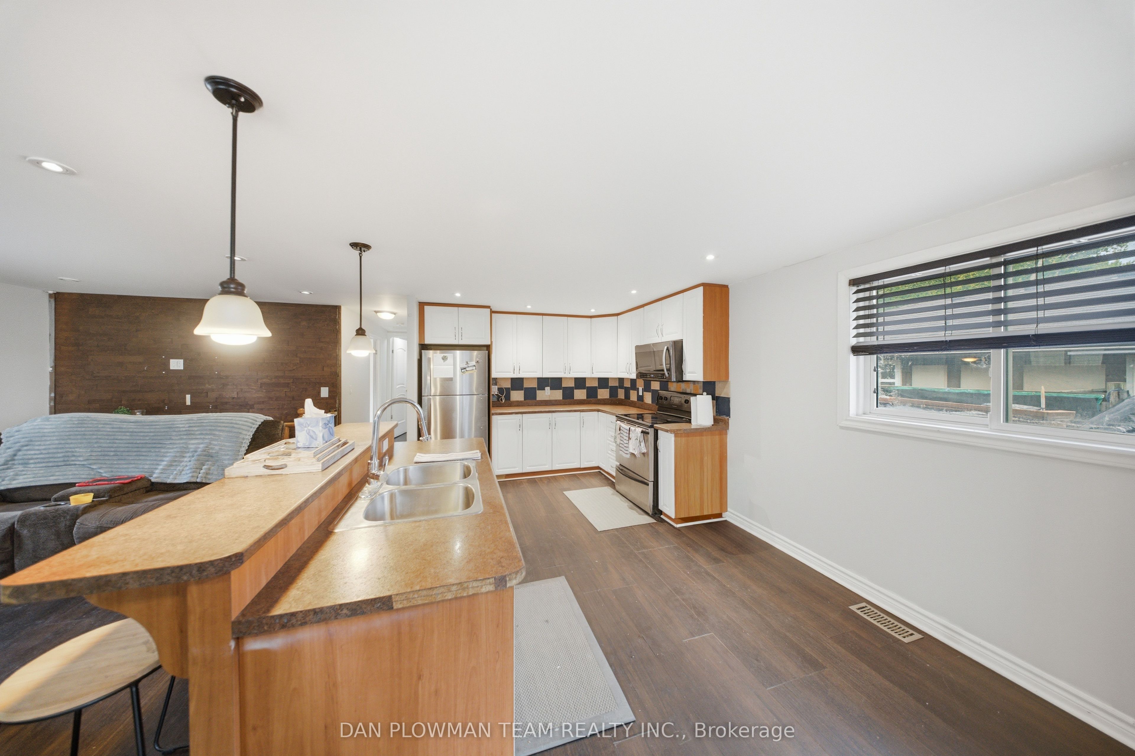 1185 Norman Court, Oshawa, ON L1H 7X2 photo 5