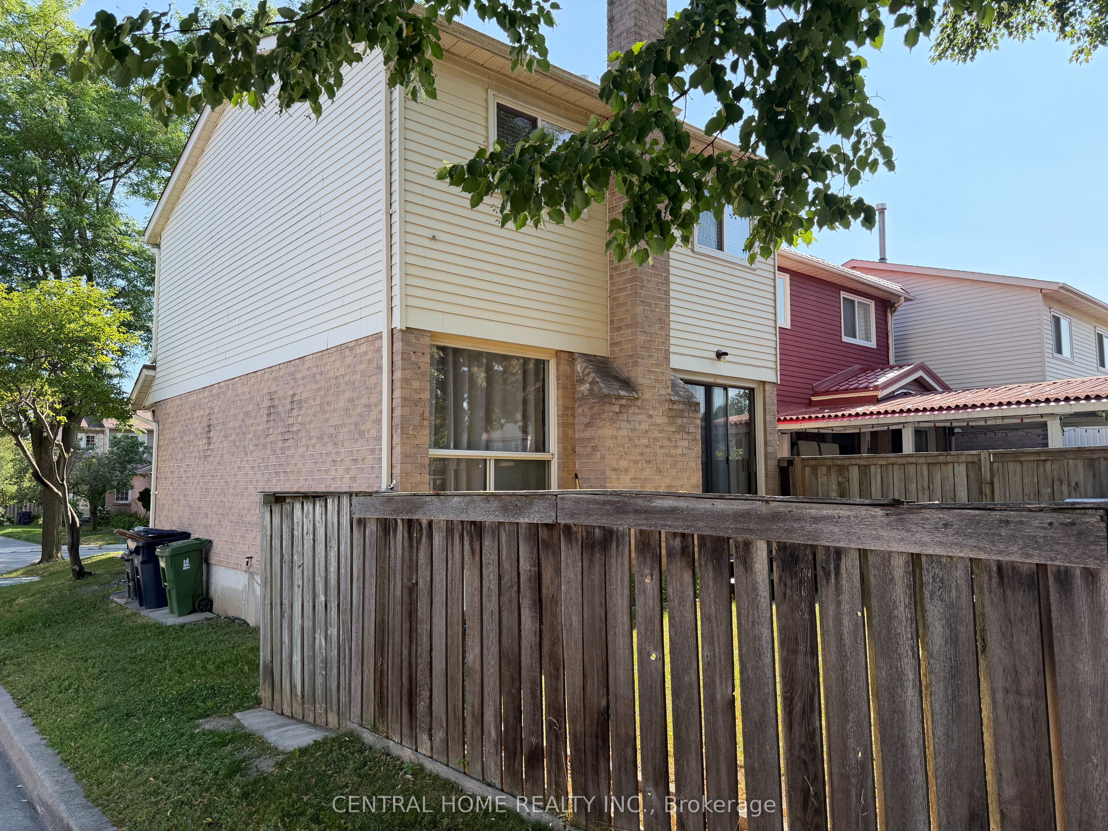 39 Pioneer Pathway, Toronto, ON M1B 3S3 photo 3