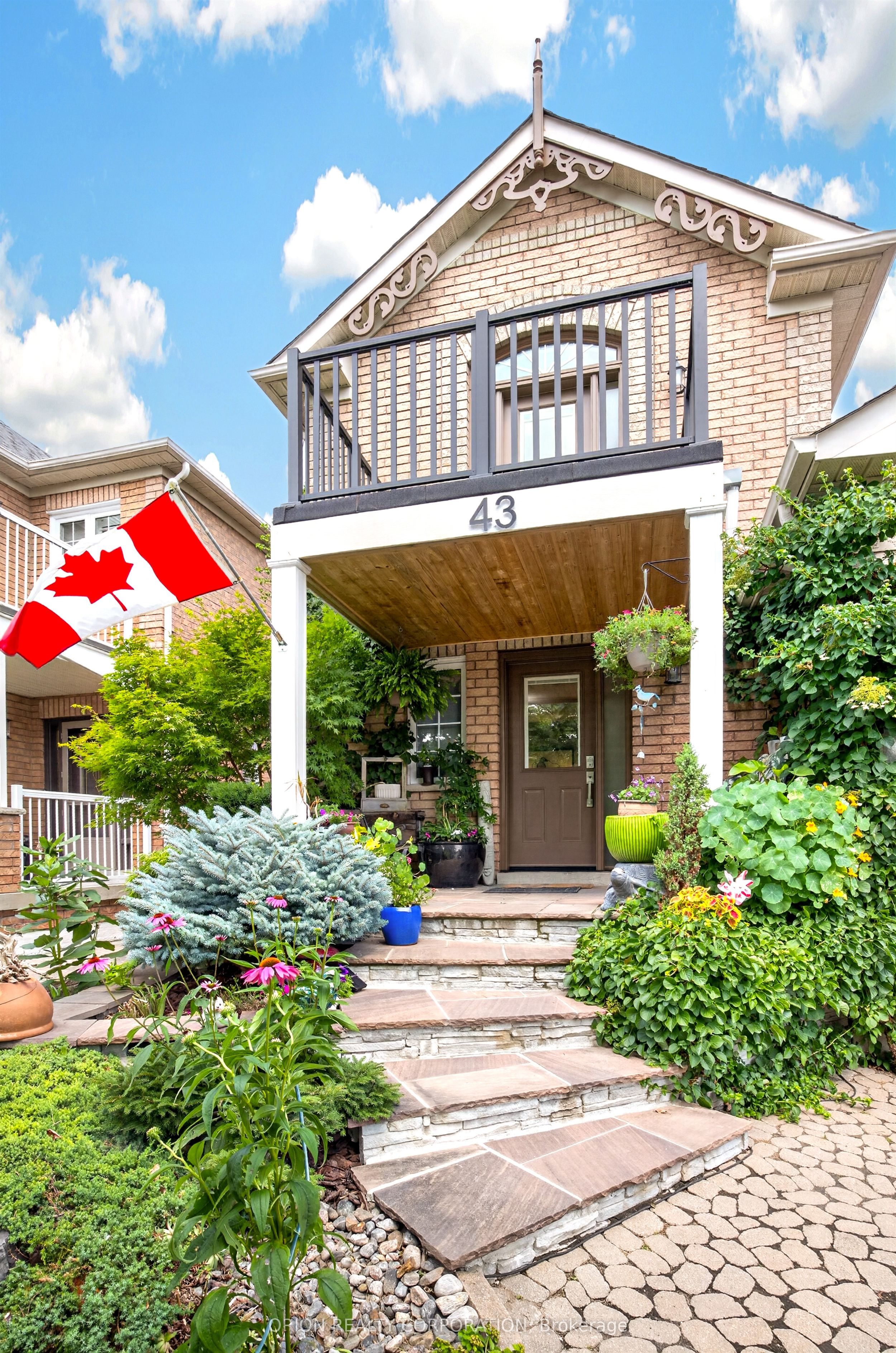 43 Lighthouse Street, Whitby, ON L1N 9R9 photo 5
