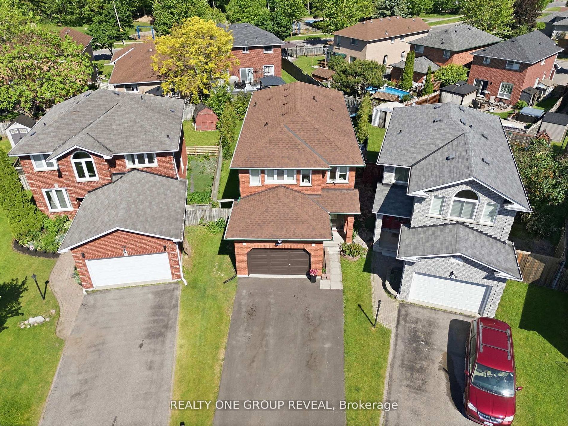 46 Fieldcrest Avenue, Clarington, ON L1E 2X5 photo 3