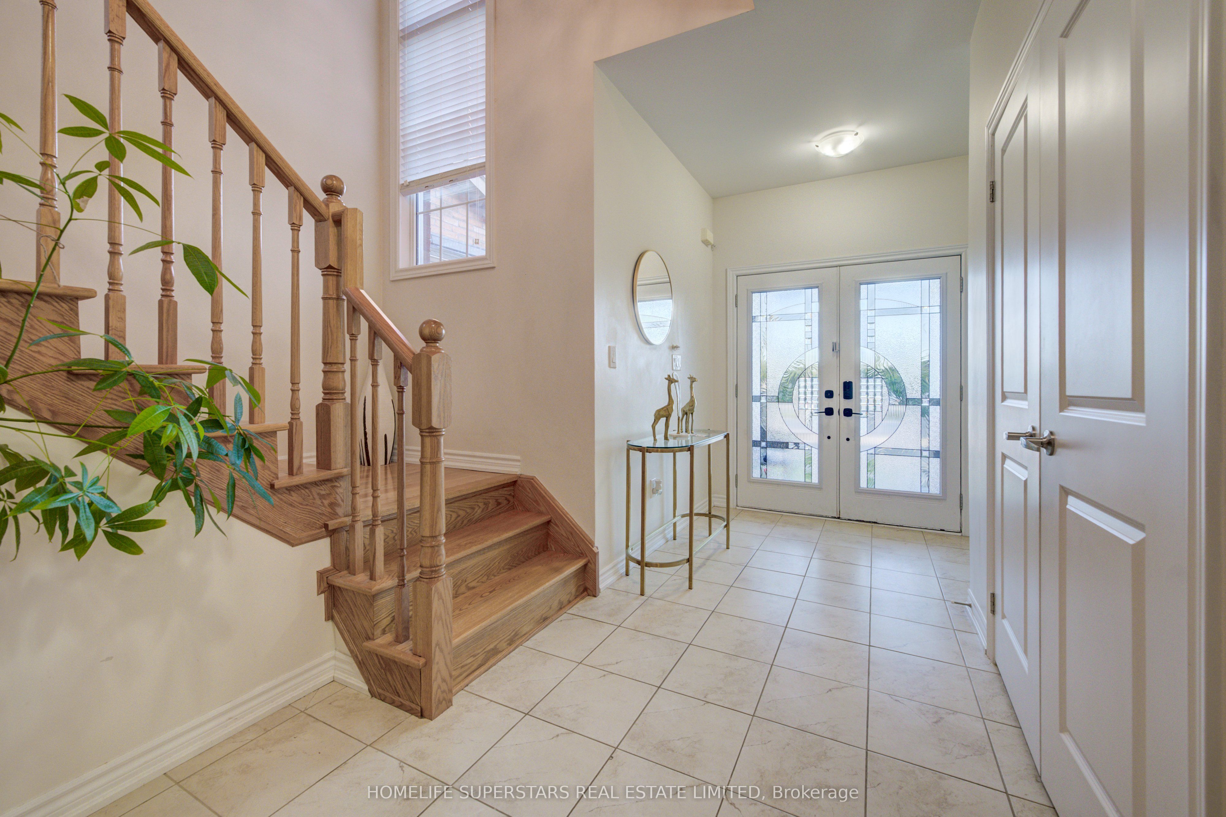27 Upperview Place, Whitby, ON L1R 0N4 photo 4