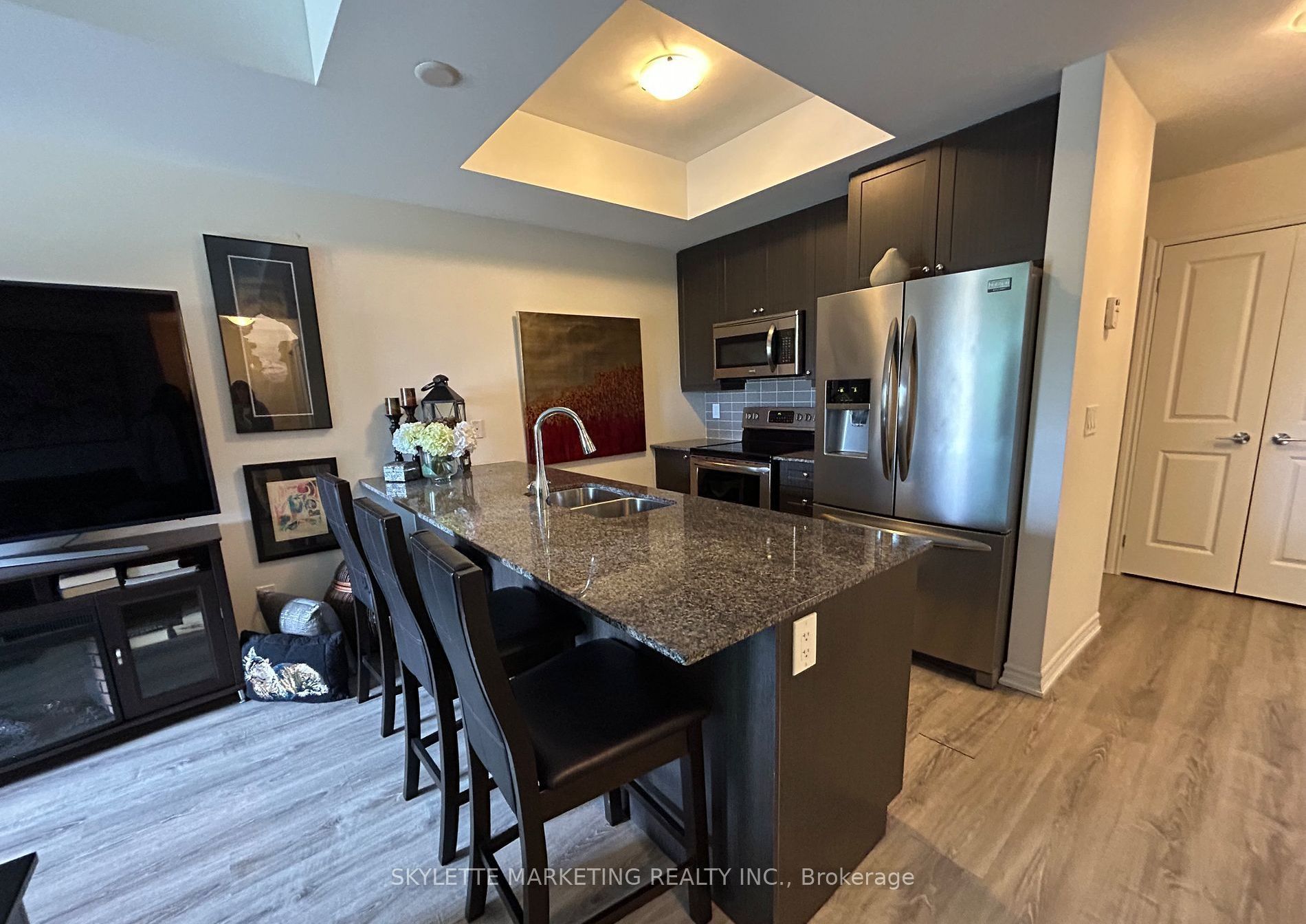 680 Gordon Street 413, Whitby, ON L1N 0L2 photo 4