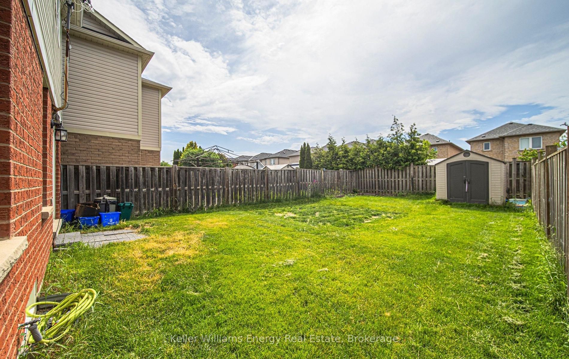 37 Harkness Drive, Whitby, ON L1R 0C6 photo 5