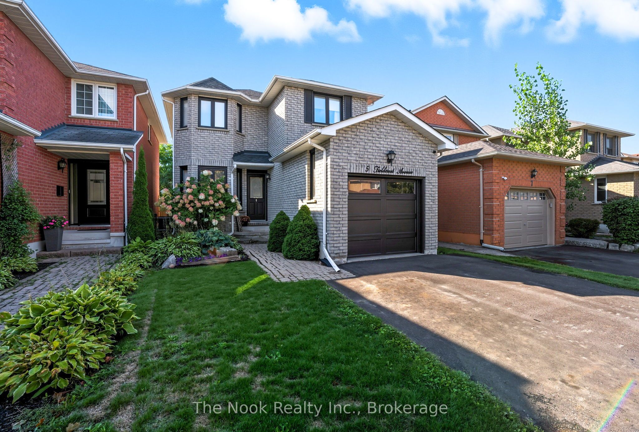 5 Fieldcrest Avenue, Clarington, ON L1E 2X3 photo 2