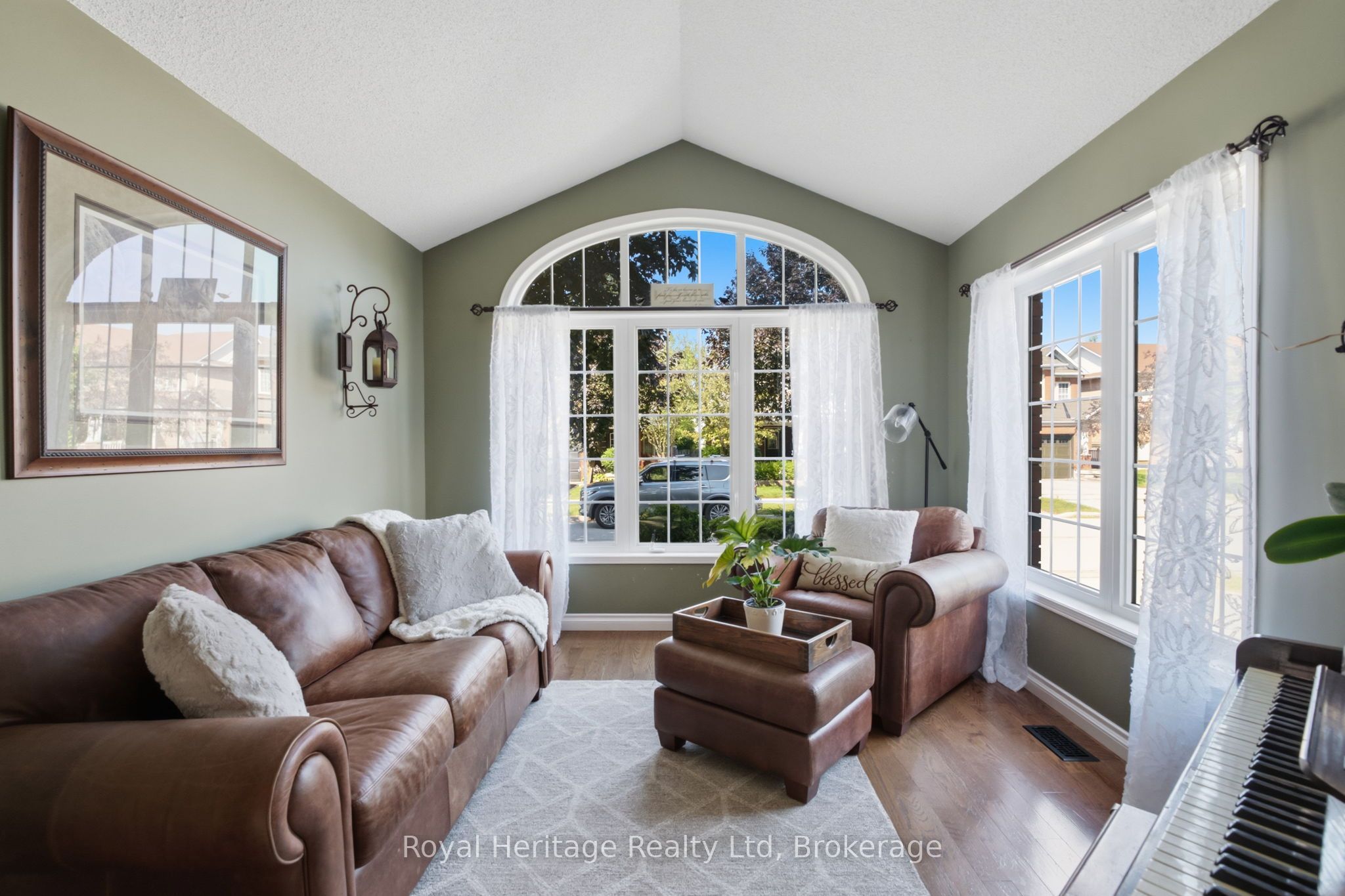 9 Wiseman Drive, Ajax, ON L1Z 1K5 photo 5