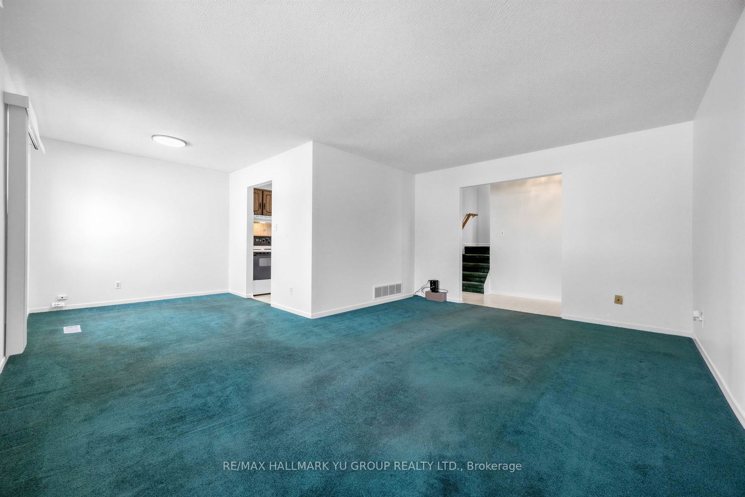 9 Foregate Avenue, Toronto, ON M1B 2S2 photo 4
