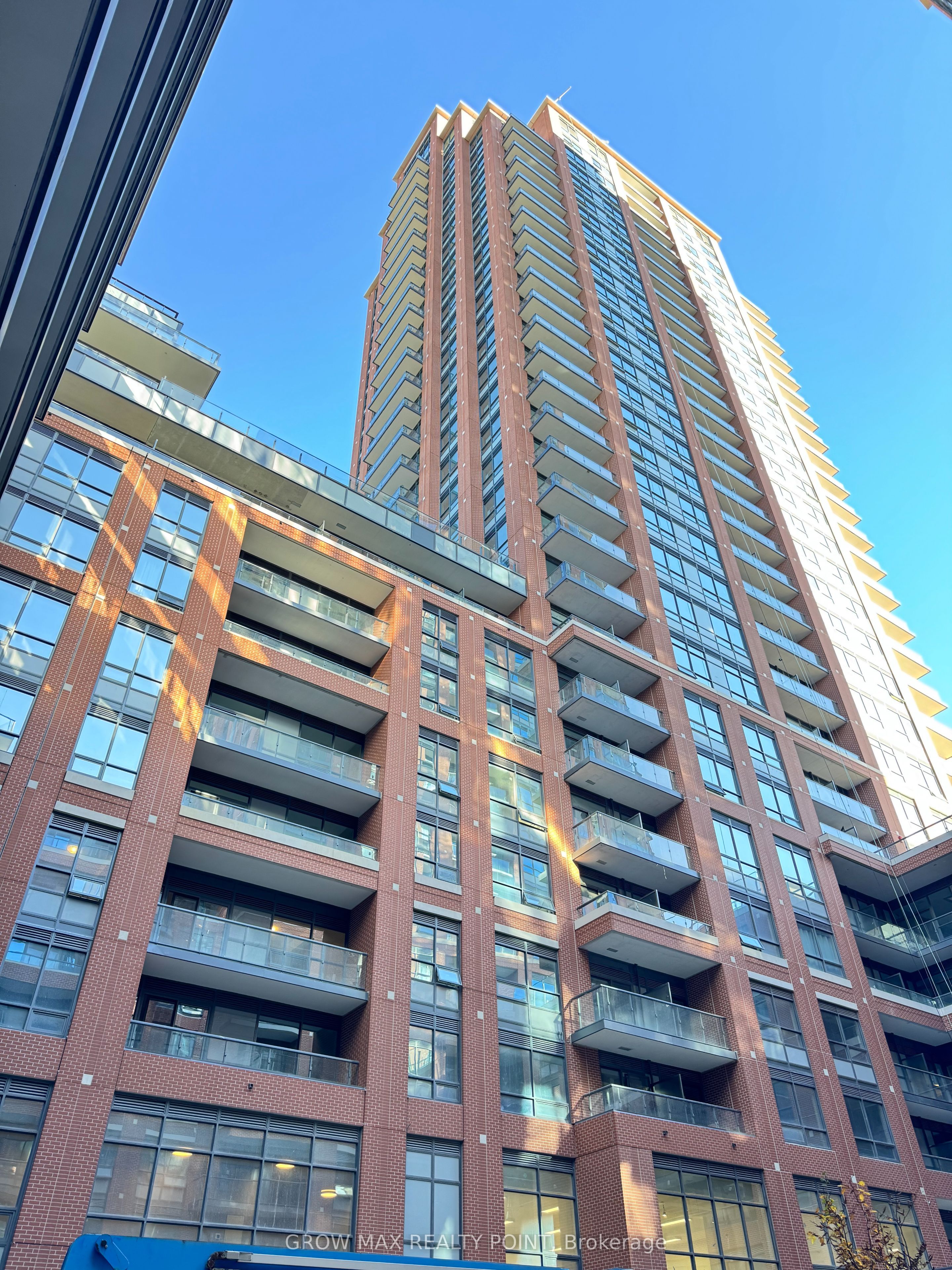 3270 Sheppard Avenue E 1029, Toronto, ON M1T 3K3 photo 2