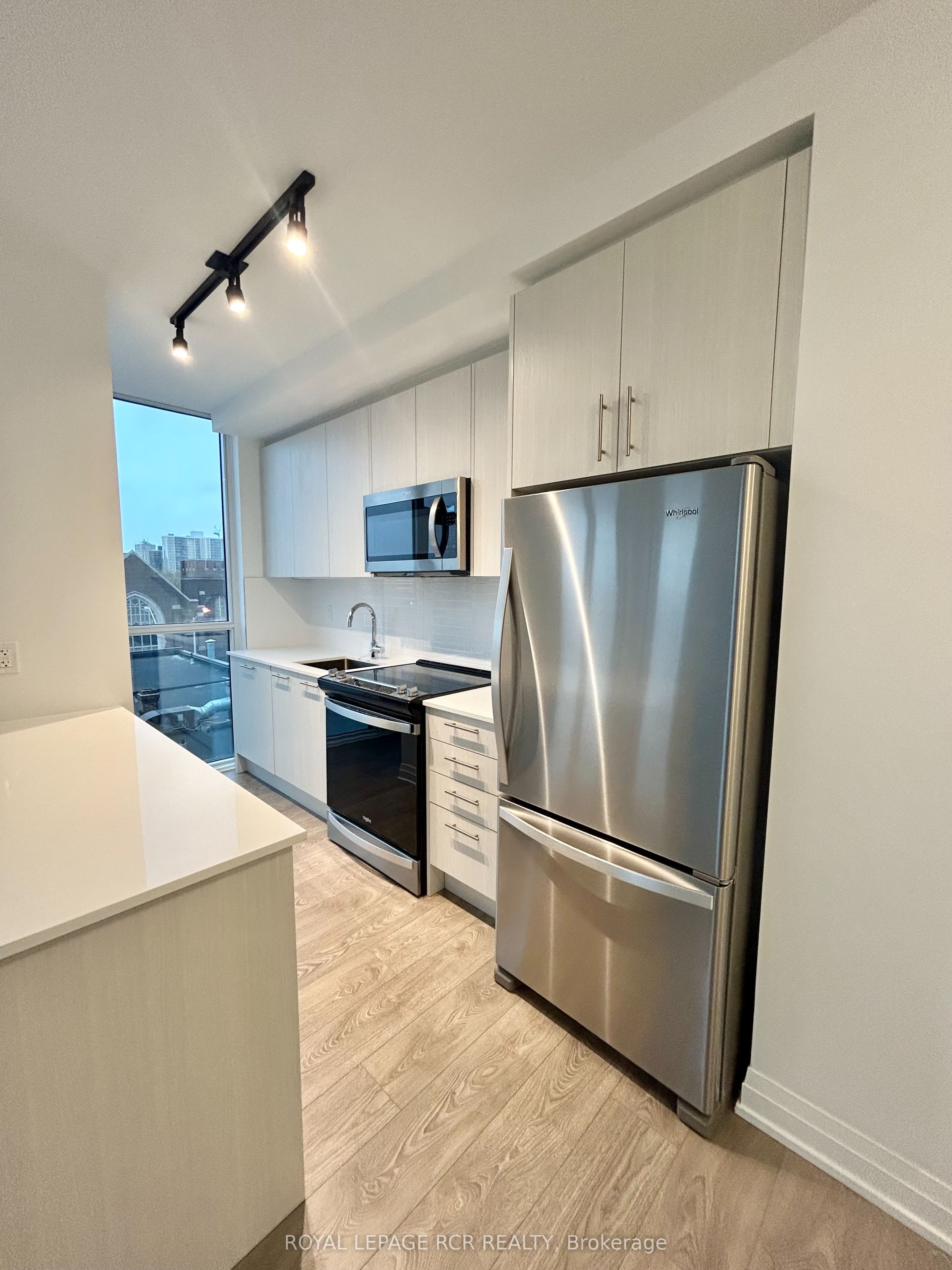 403 Main Street 286, Toronto, ON M4C 4X4 photo 3