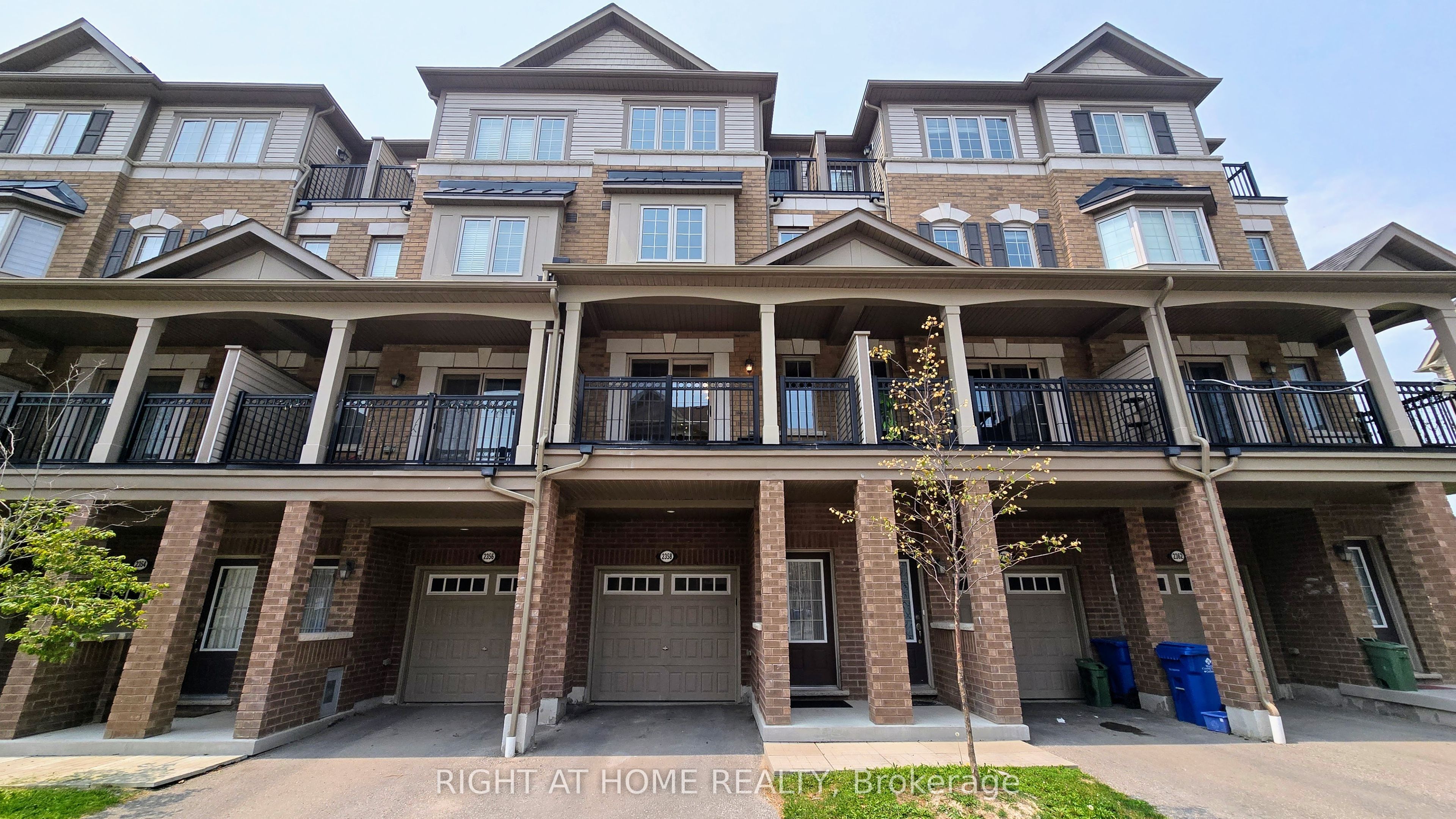 2358 Chevron Prince Path 341, Oshawa, ON L1L 0K9 photo 2