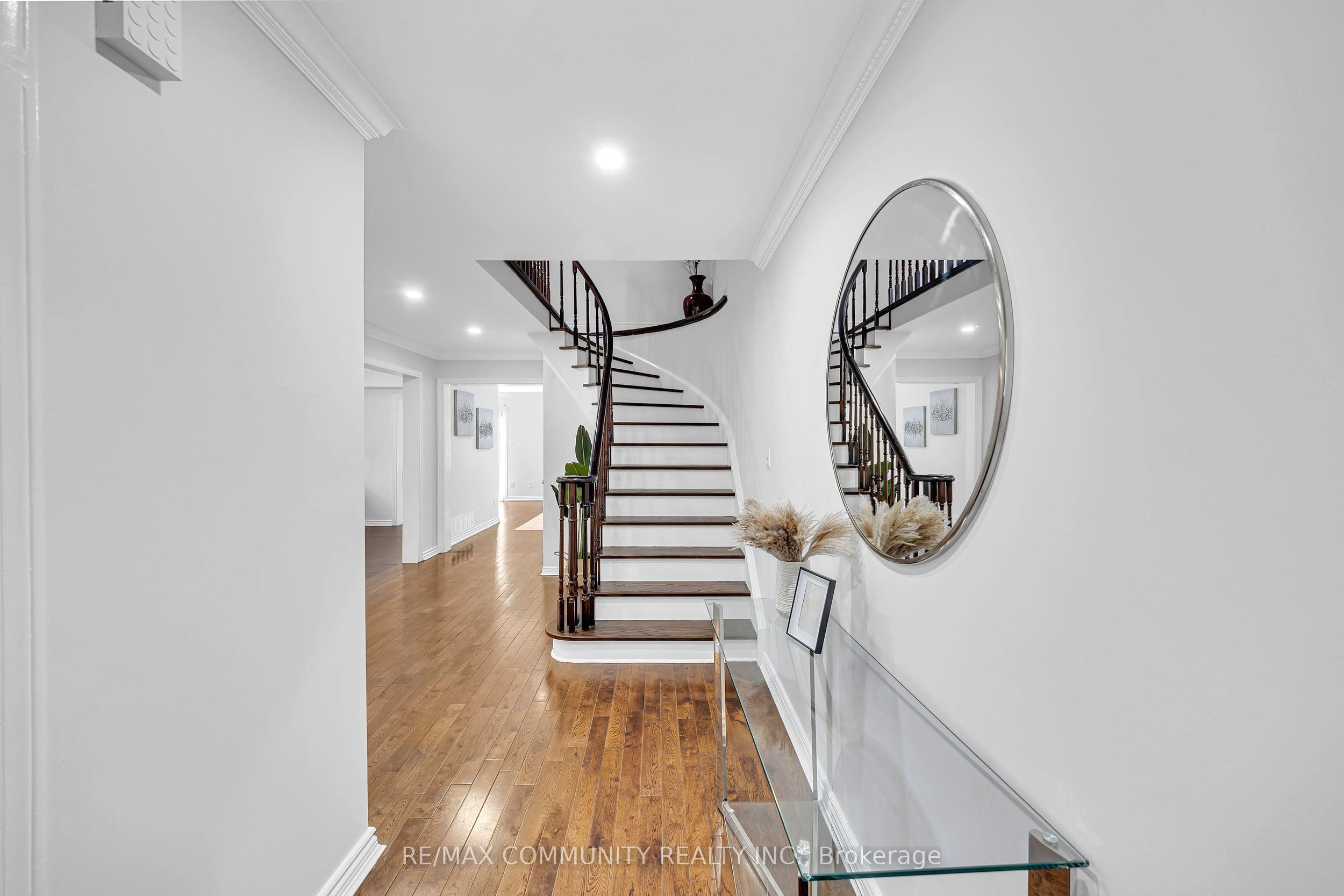 74 Green Spring Drive, Toronto, ON M1V 2B1 photo 4