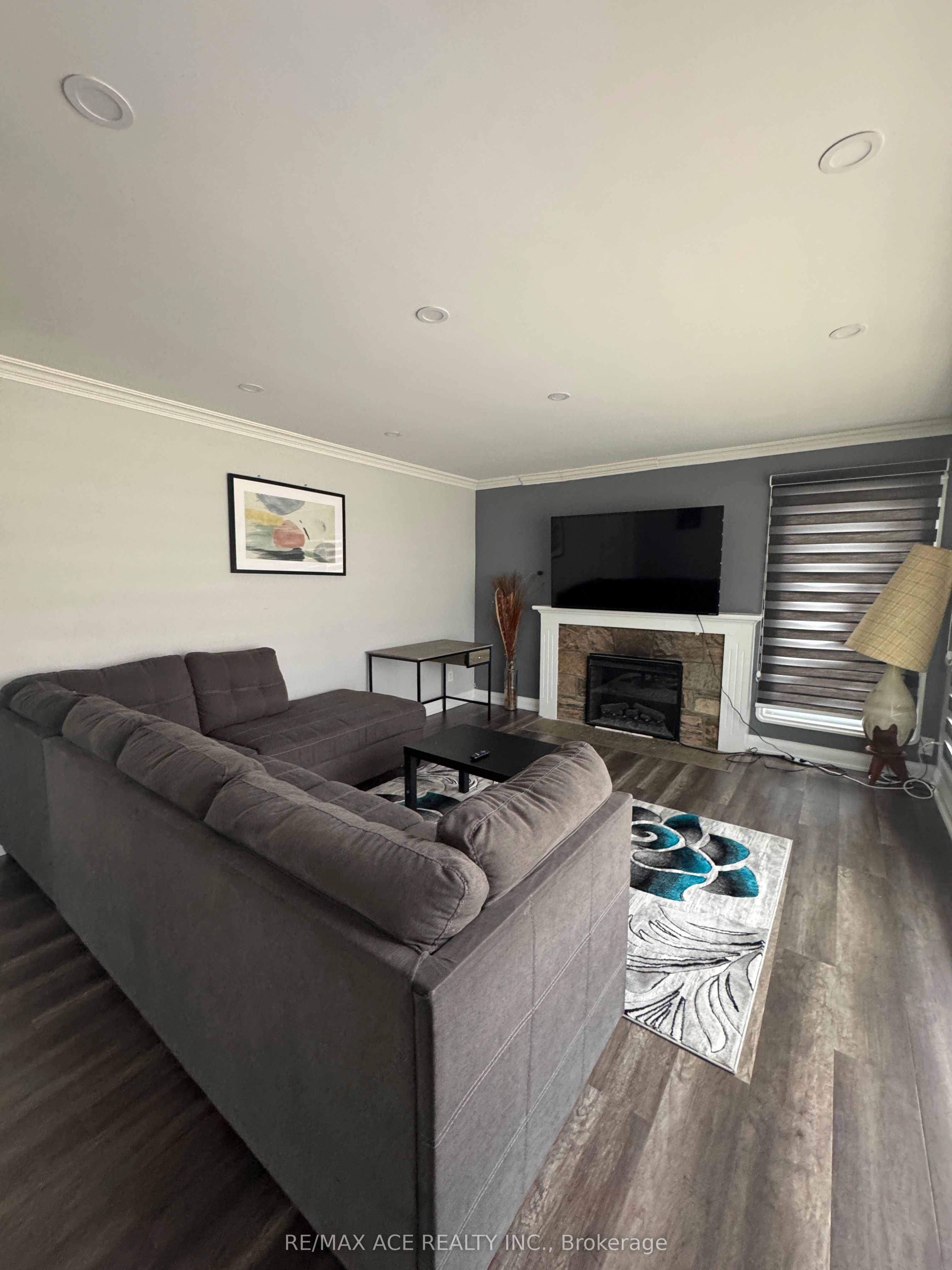 5 Windy Ridge Drive, Toronto, ON M1M 1H6 photo 2