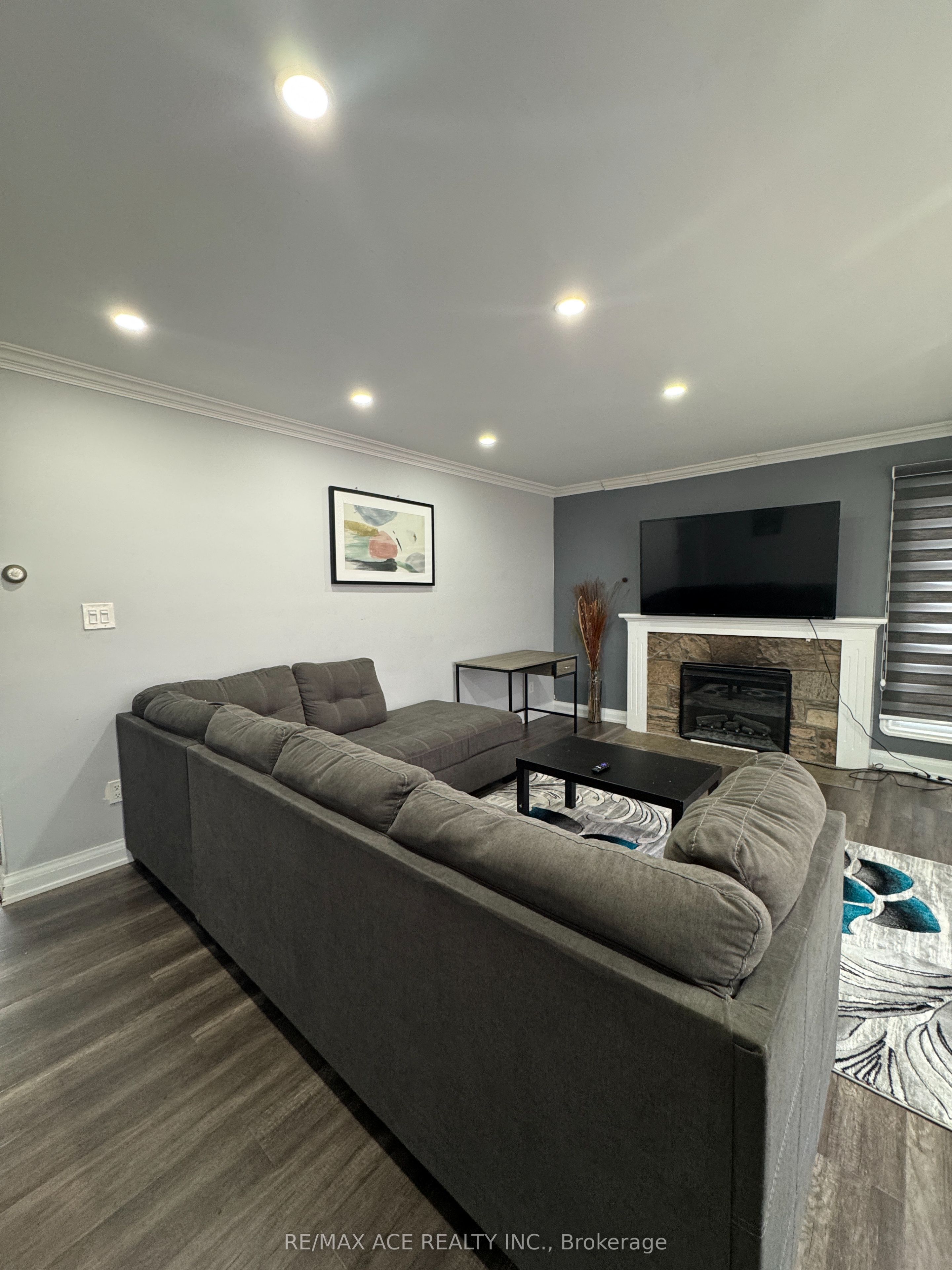 5 Windy Ridge Drive, Toronto, ON M1M 1H6 photo 4