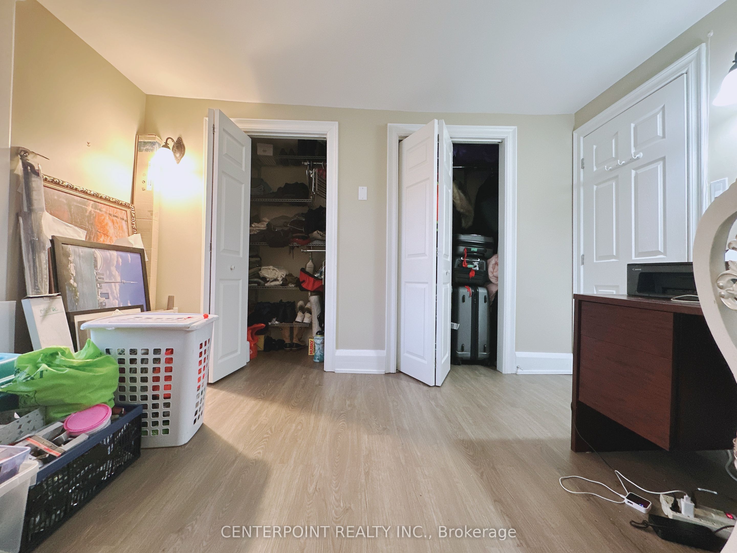 555 Military Trail Apt 1, Toronto, ON M1E 4S7 photo 4