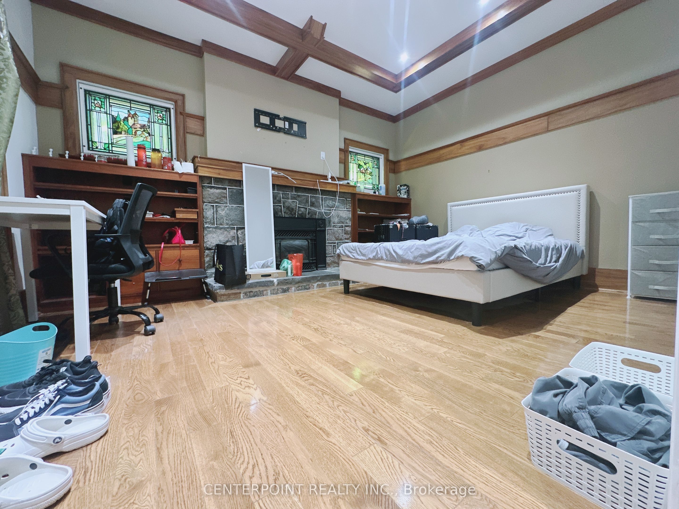555 Military Trail Apt 2, Toronto, ON M1E 4S7 photo 3