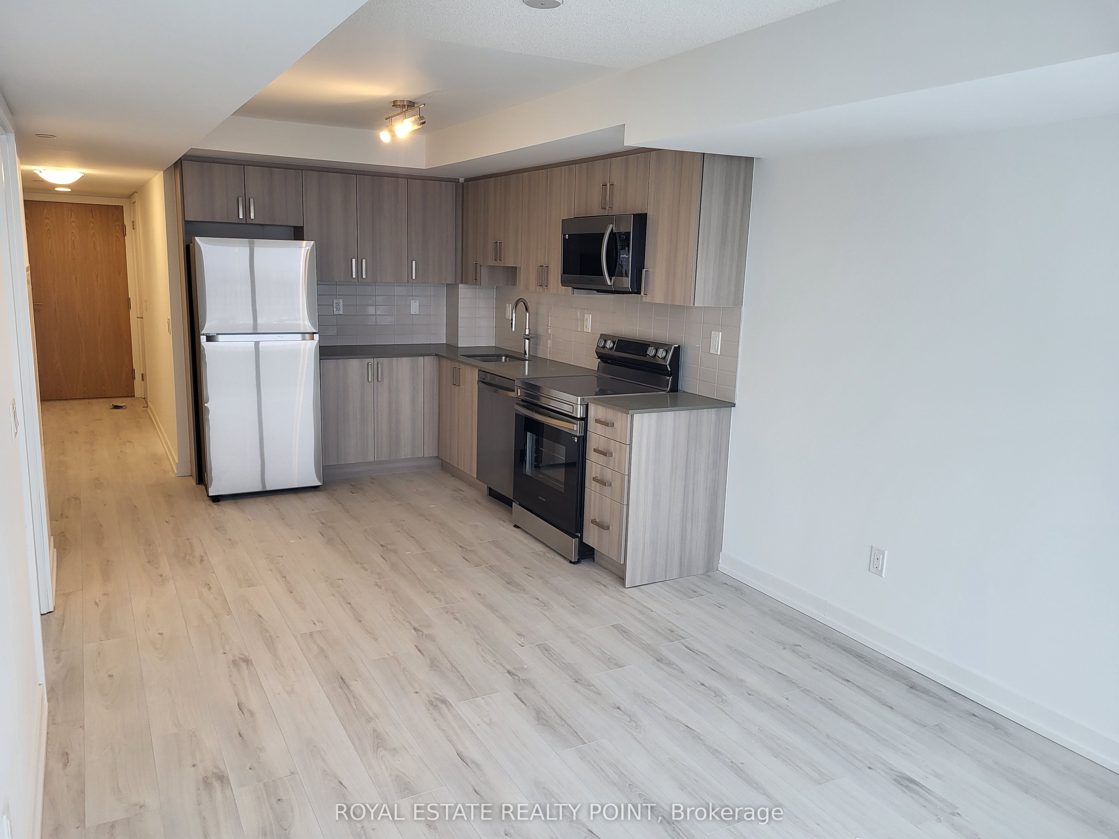 1435 Celebration Drive 2409, Pickering, ON L1W 0C4 photo 4
