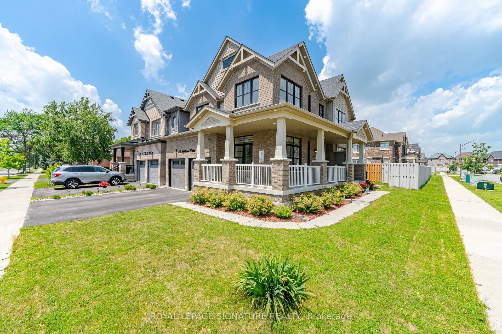 60 Lofthouse Drive, Whitby, ON L1R 1W5 photo 3