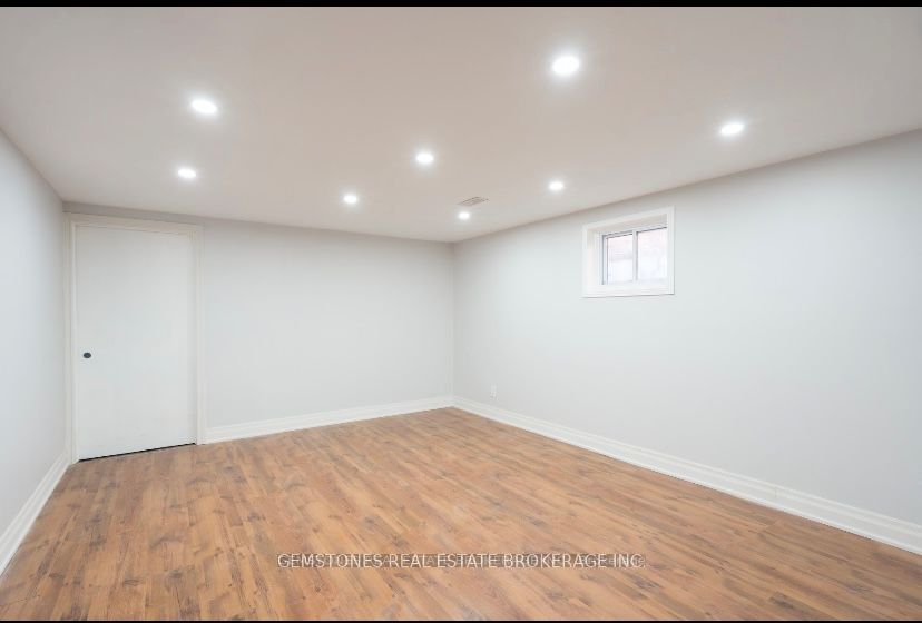 258 Quetico Avenue Basement, Oshawa, ON L1J 1G2 photo 5