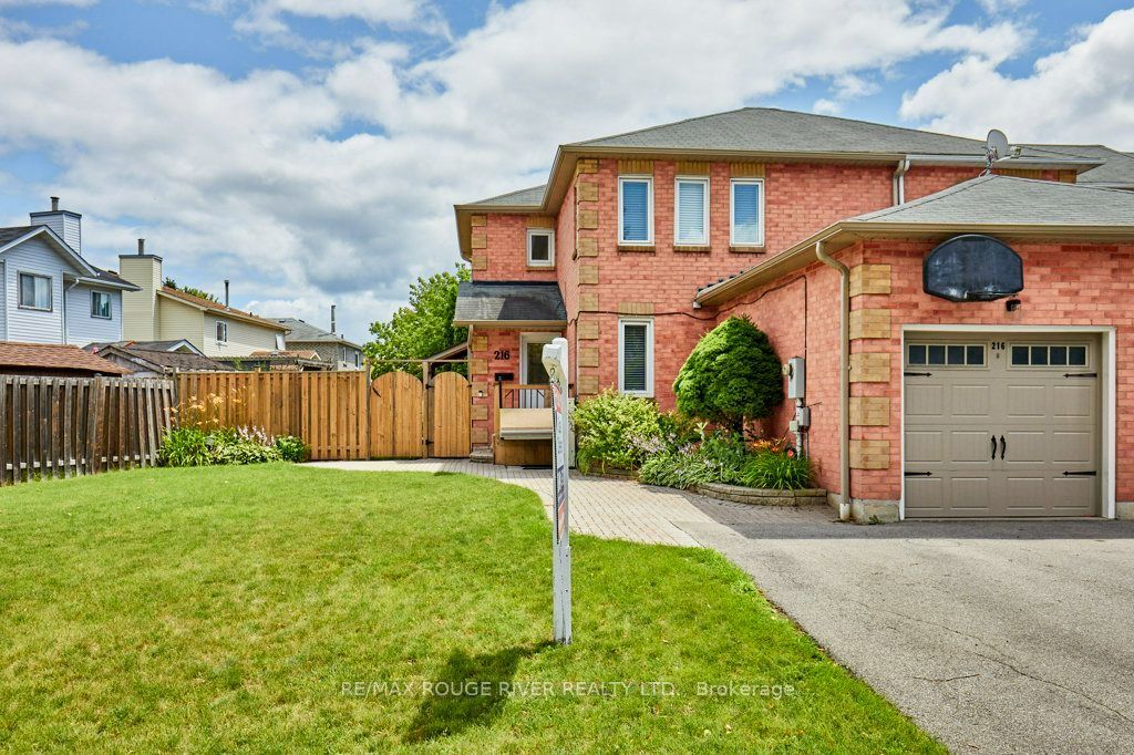 216 Wright Crescent, Ajax, ON L1S 6X2 photo 2