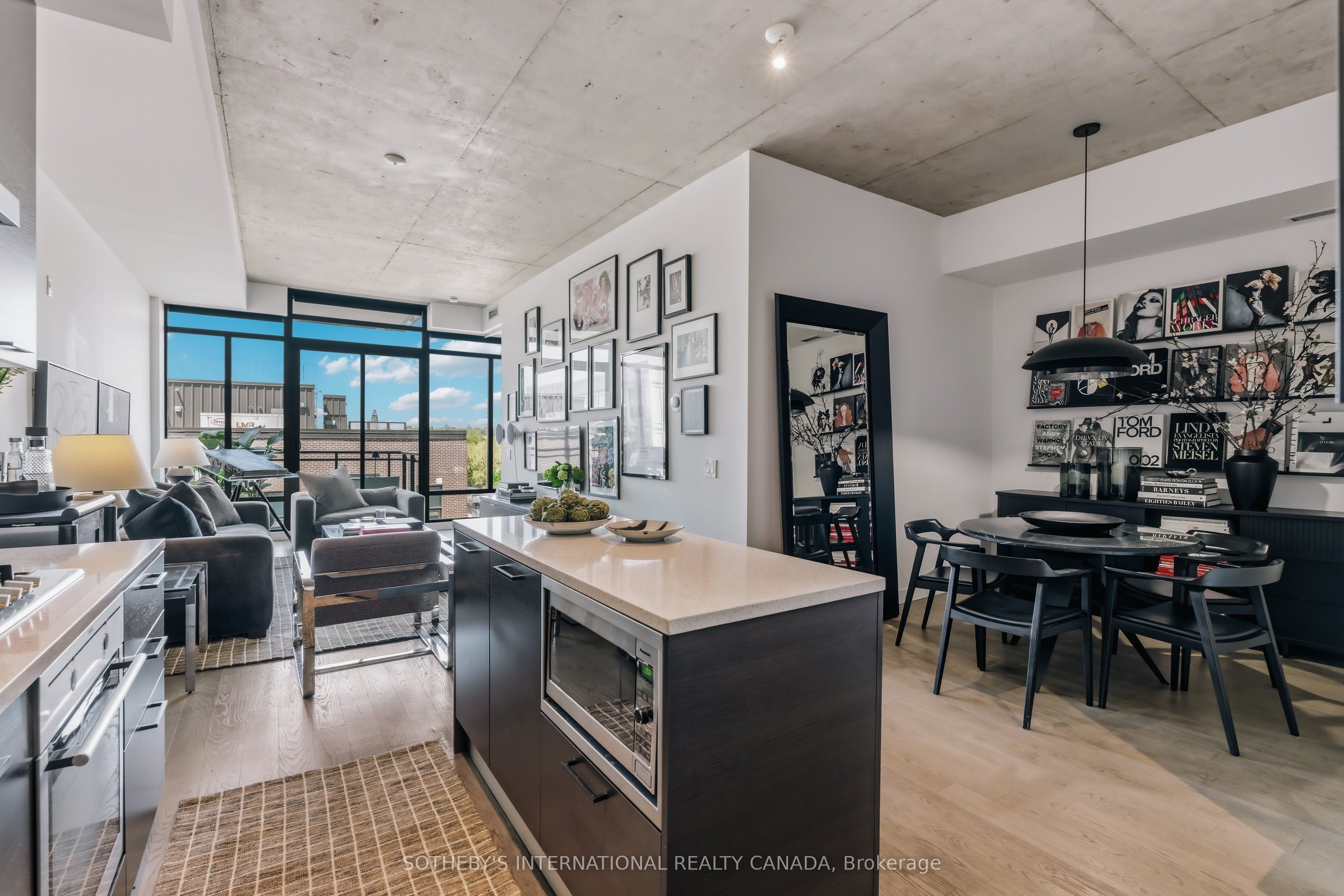 90 Broadview Avenue 629, Toronto, ON M4M 0A7 photo 3