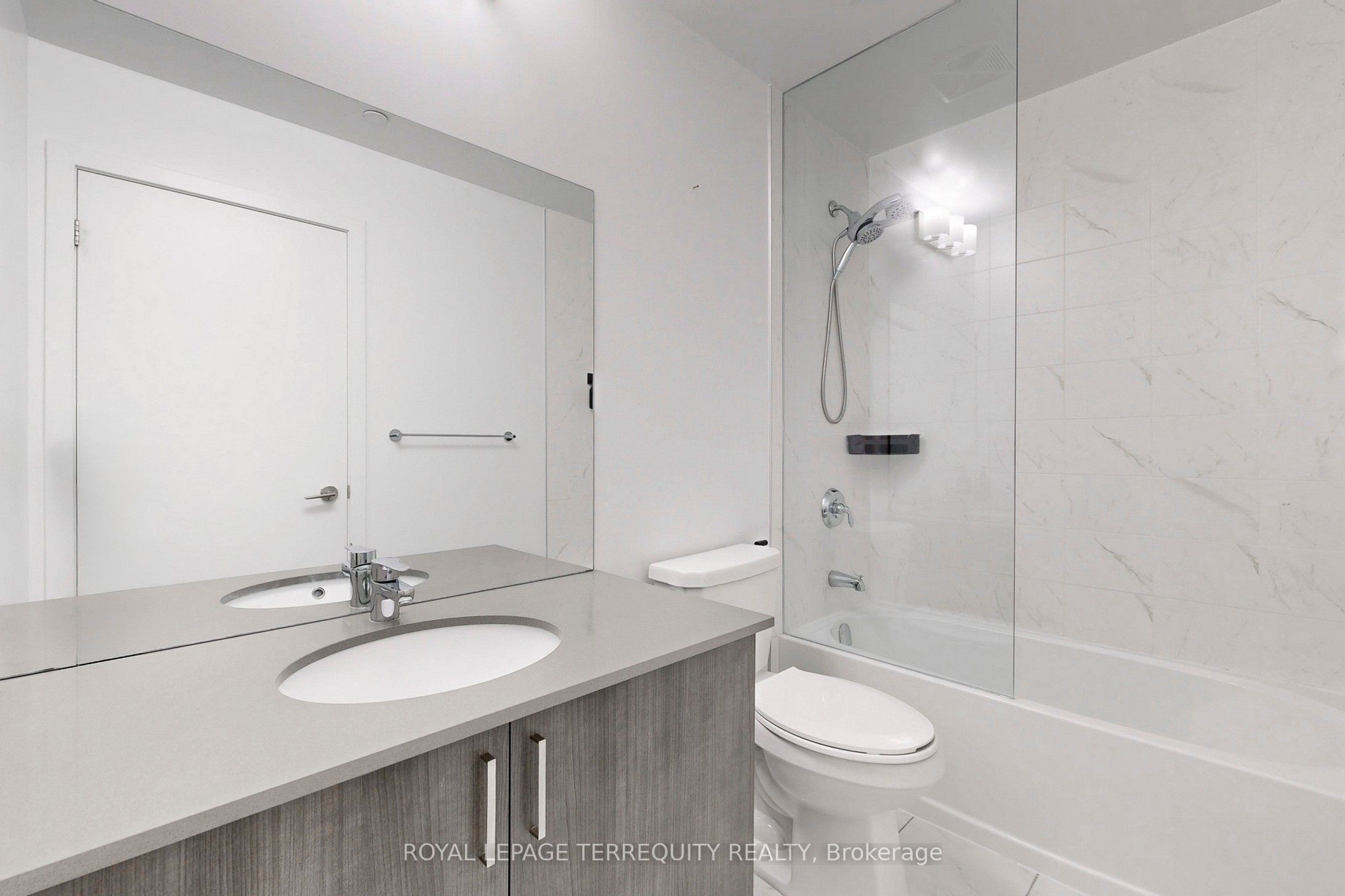 1480 Bayly Street 408, Pickering, ON L1W 0C2 photo 4